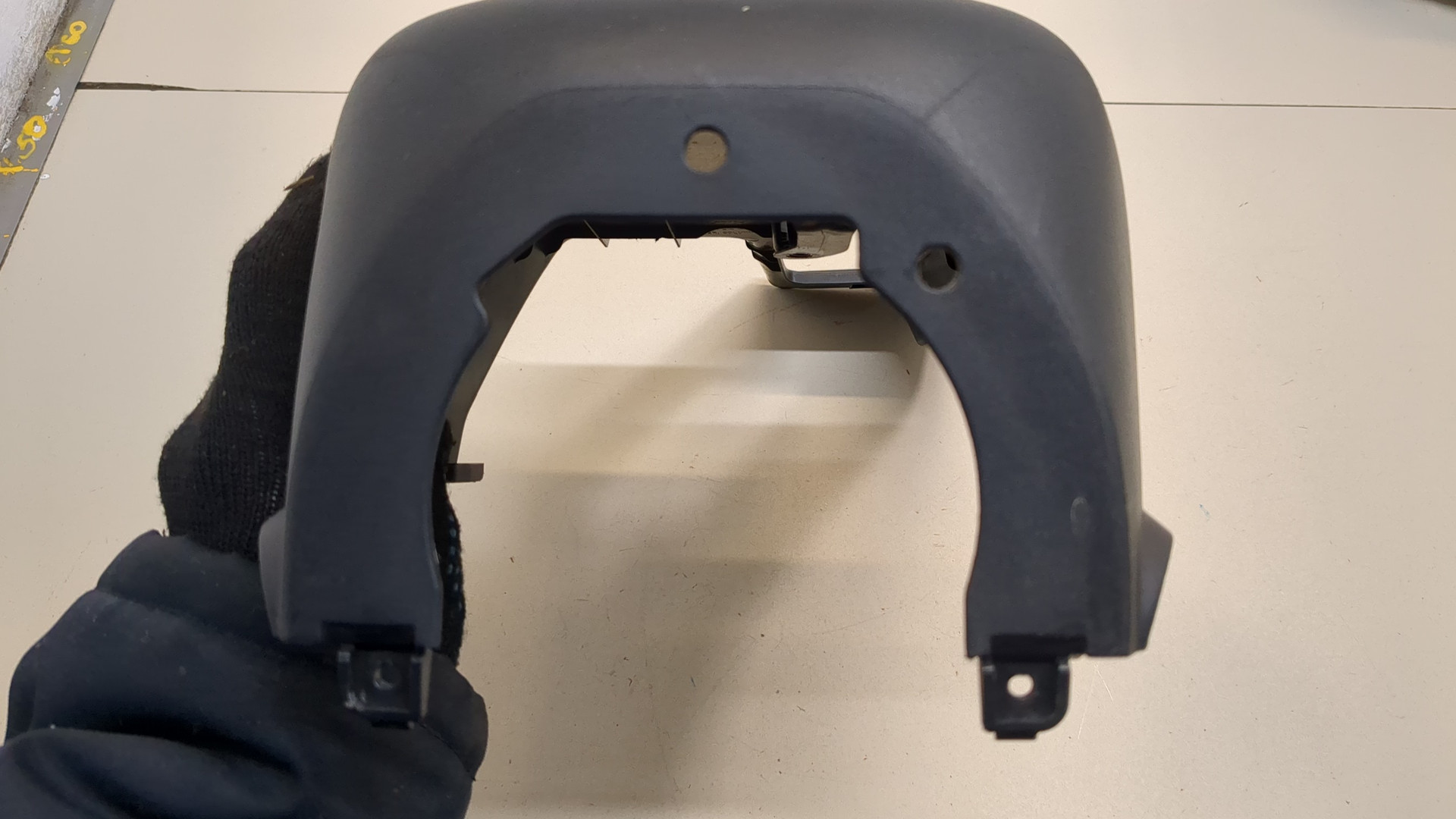 Кожух рулевой колонки