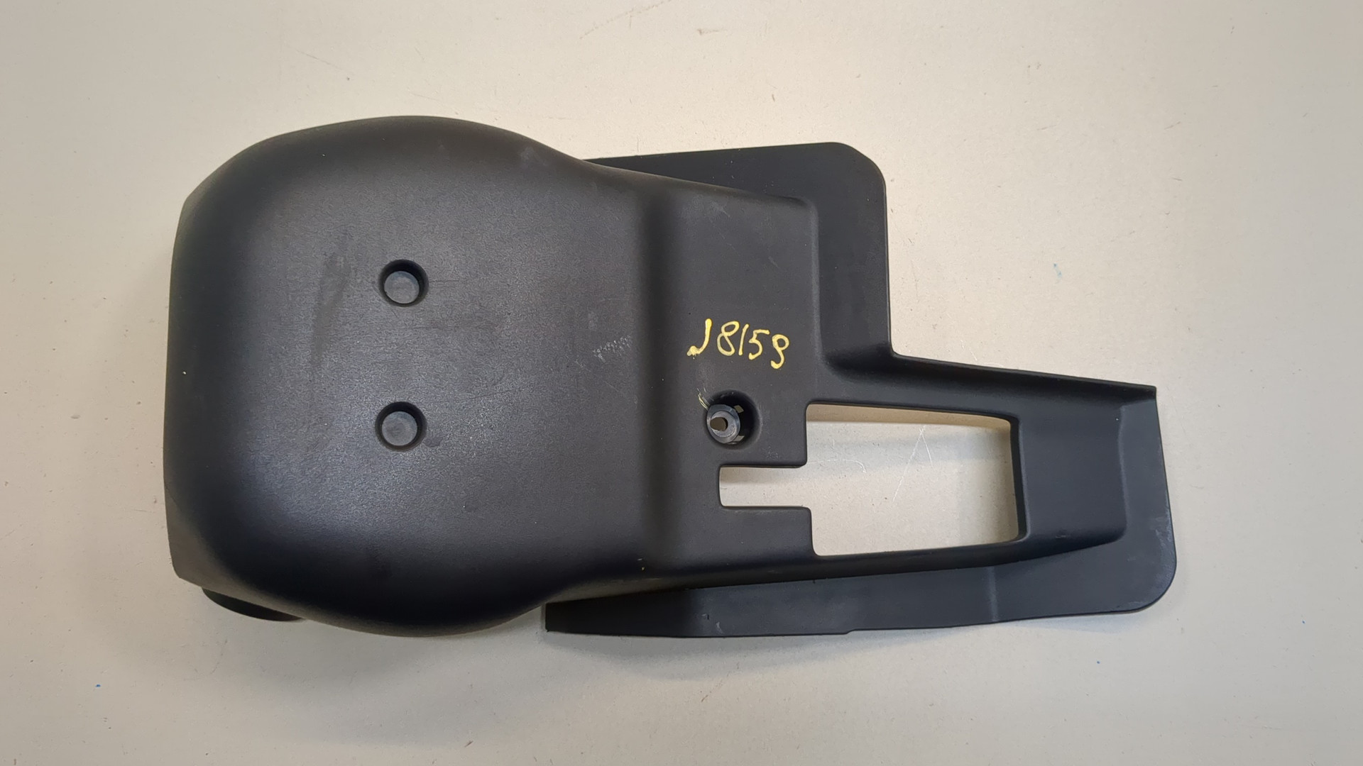 Кожух рулевой колонки