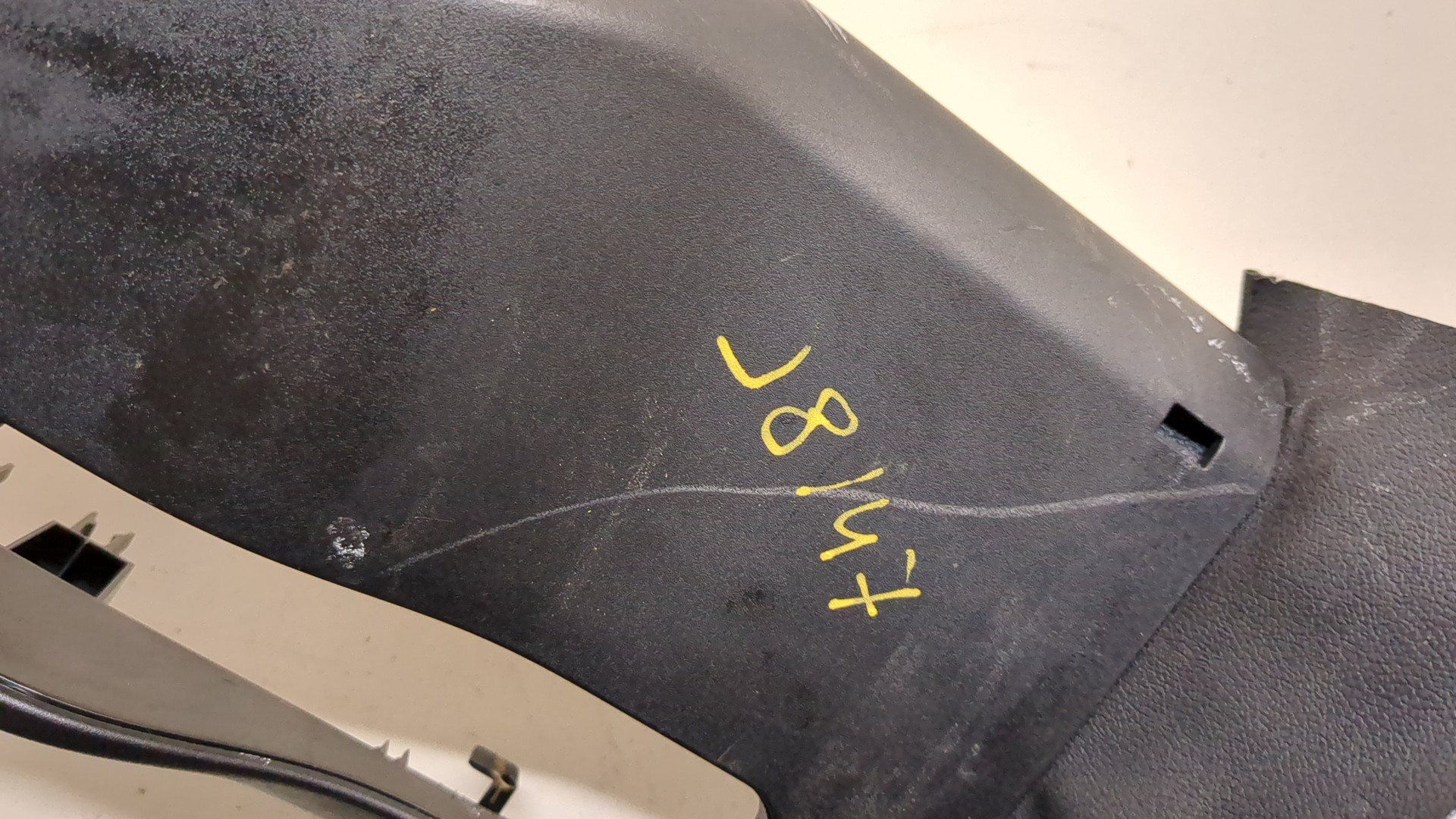 Кожух рулевой колонки