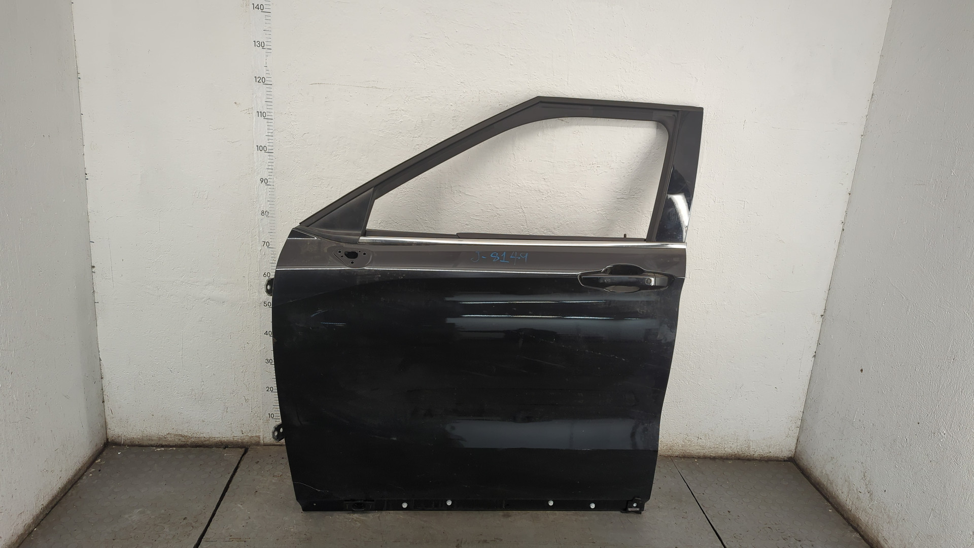 Дверь передняя левая