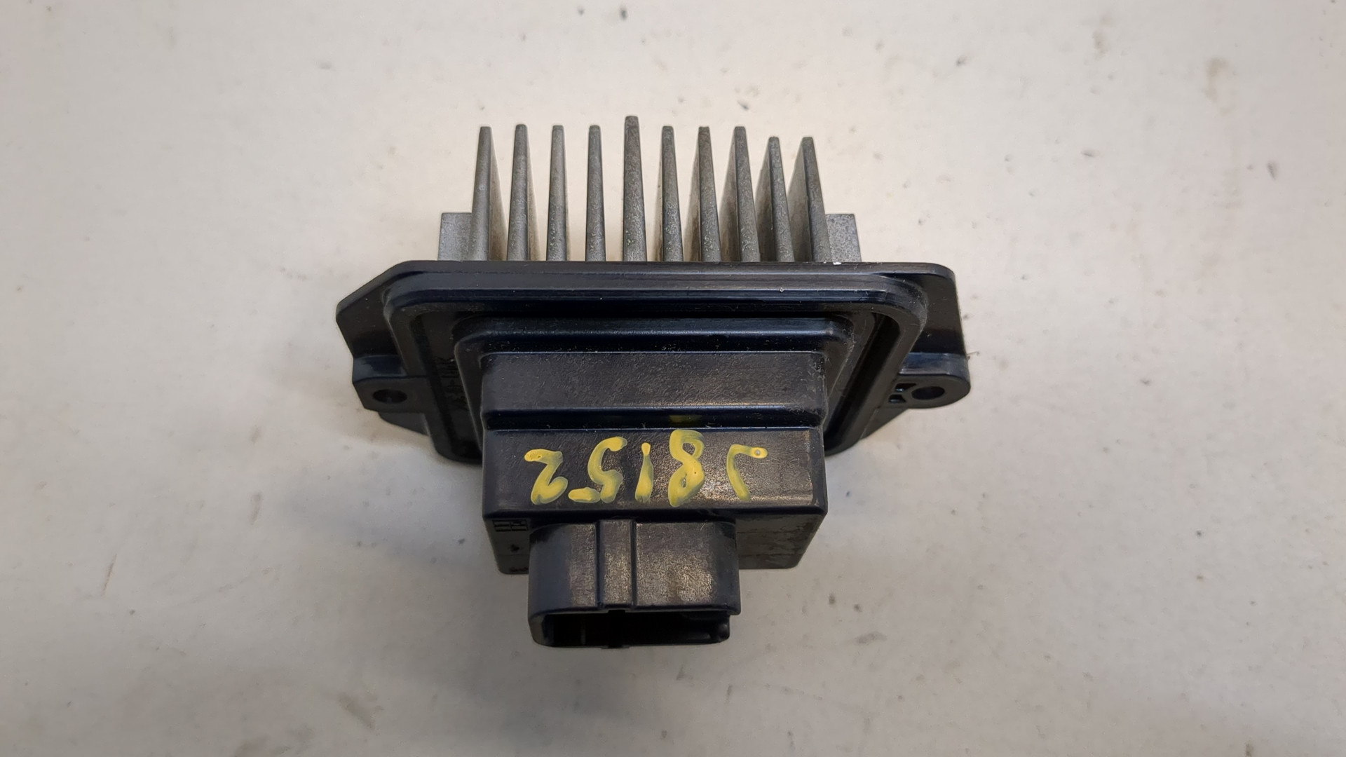 Резистор отопителя