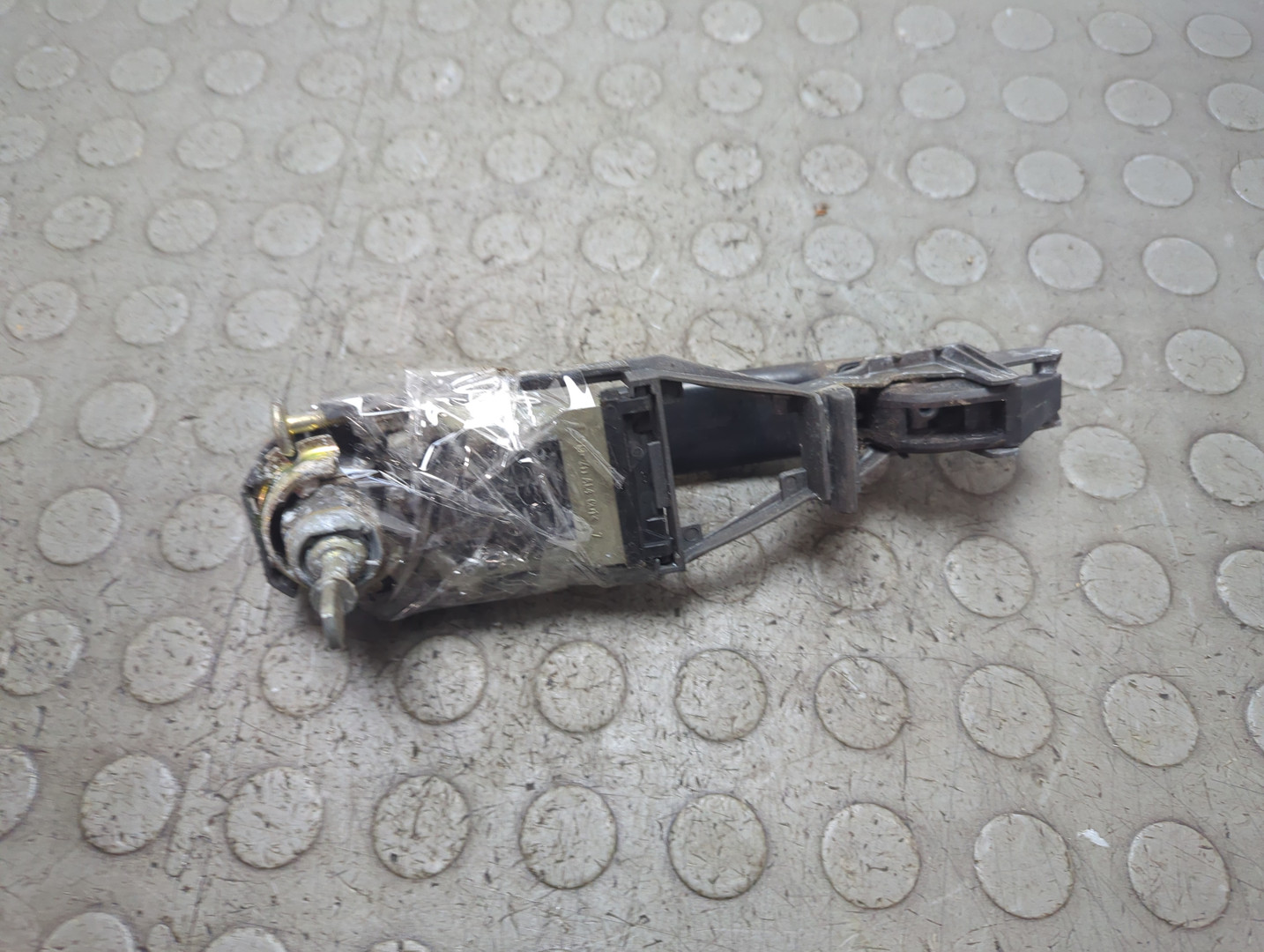 Ручка двери наружная