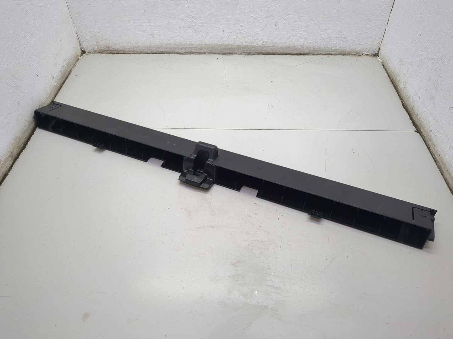 Обшивка двери багажника