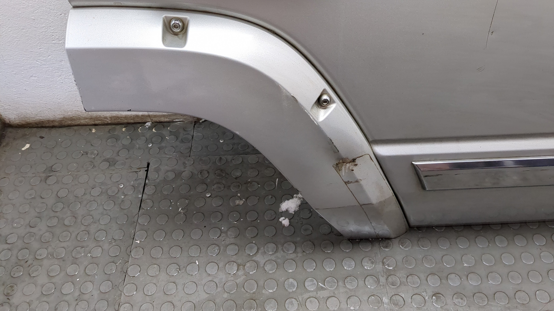 Дверь задняя правая