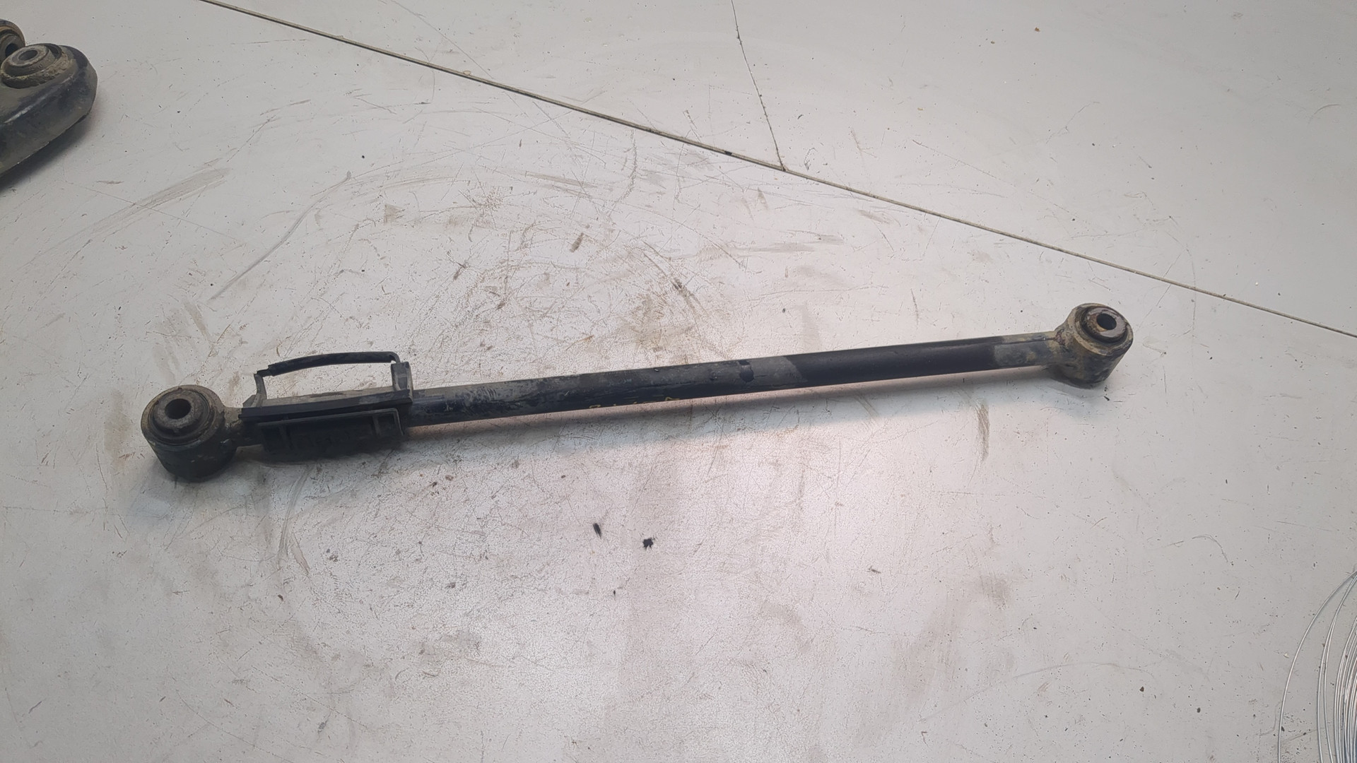 Рычаг задний