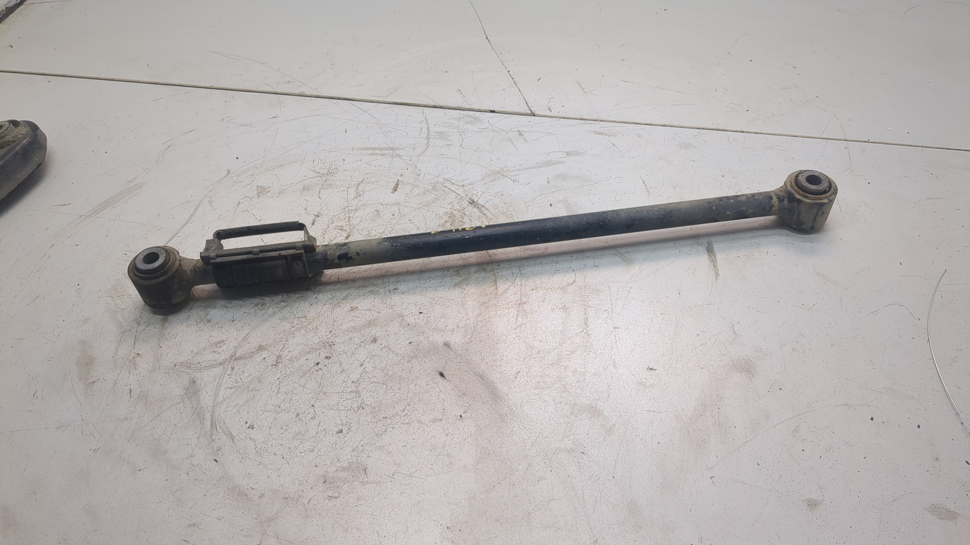 Рычаг задний