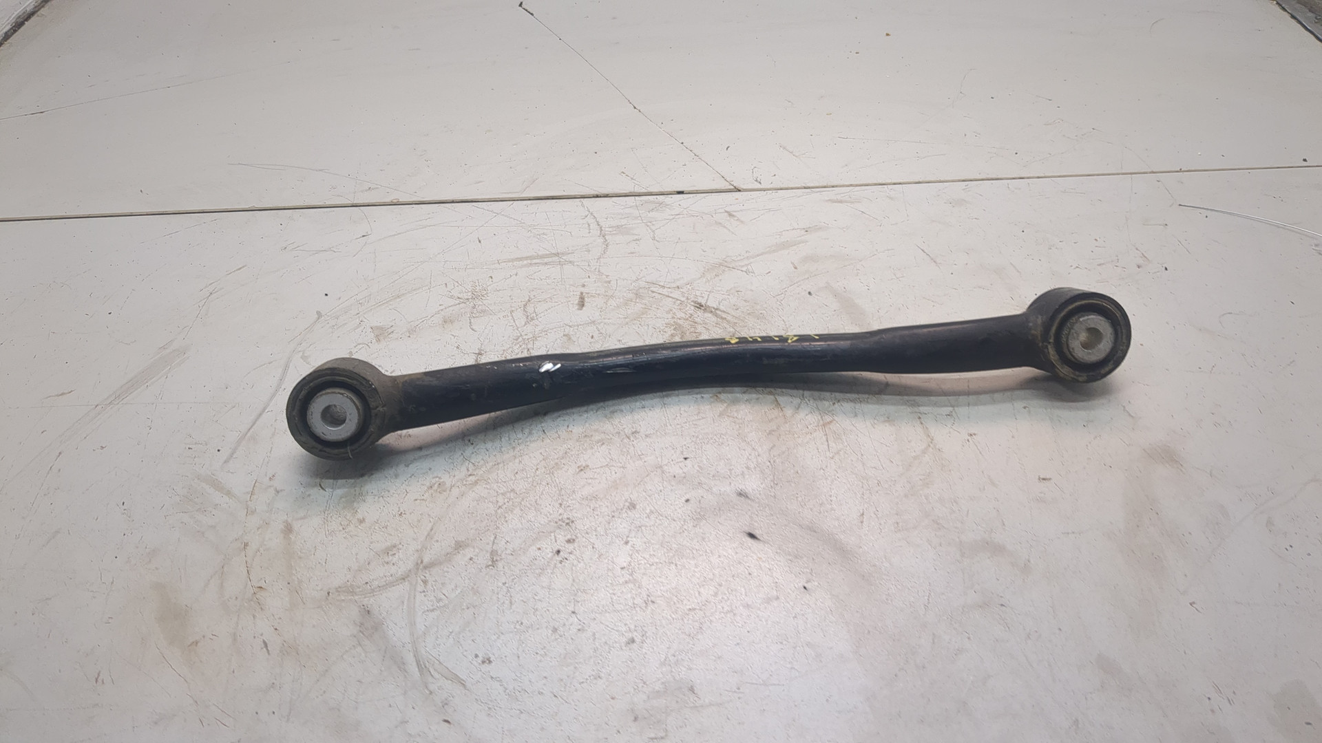 Рычаг задний