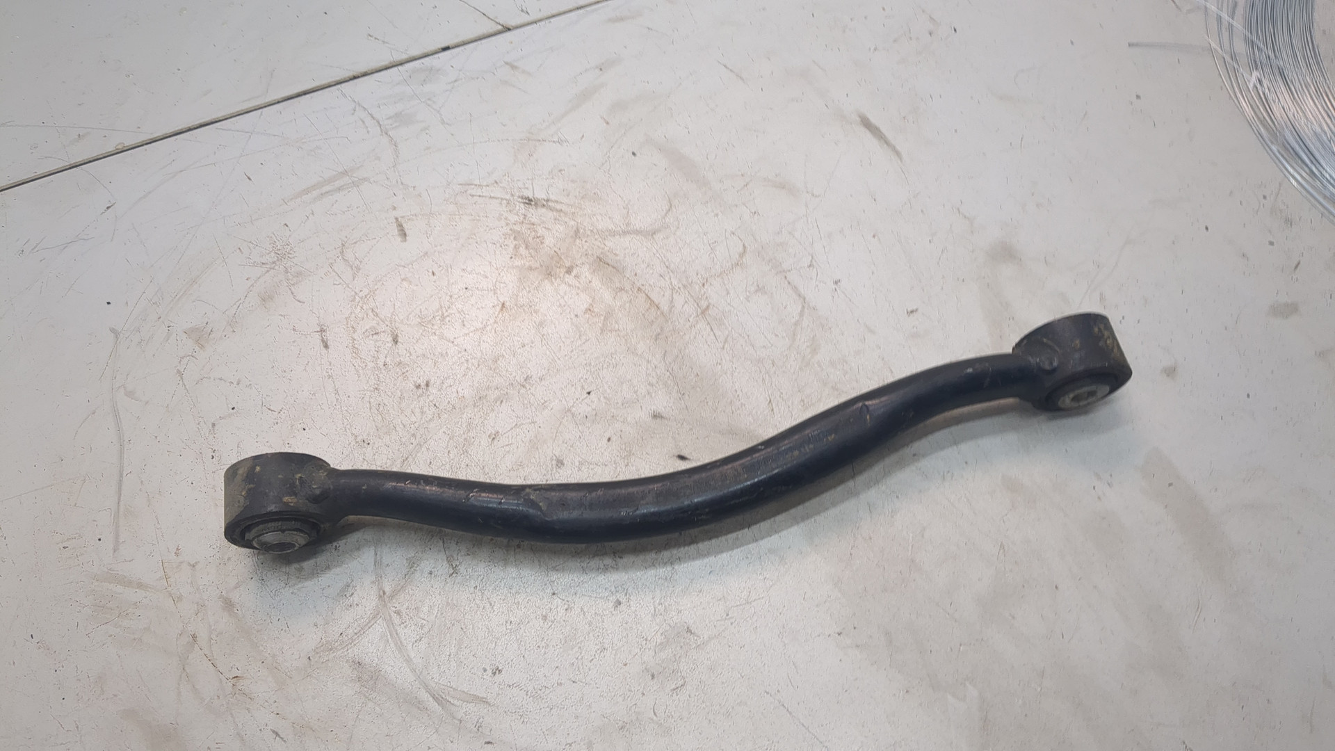 Рычаг задний