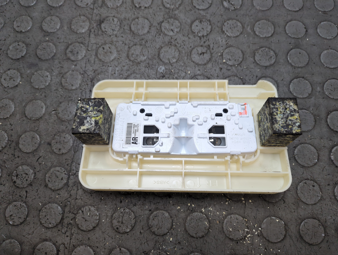 Плафон салонный