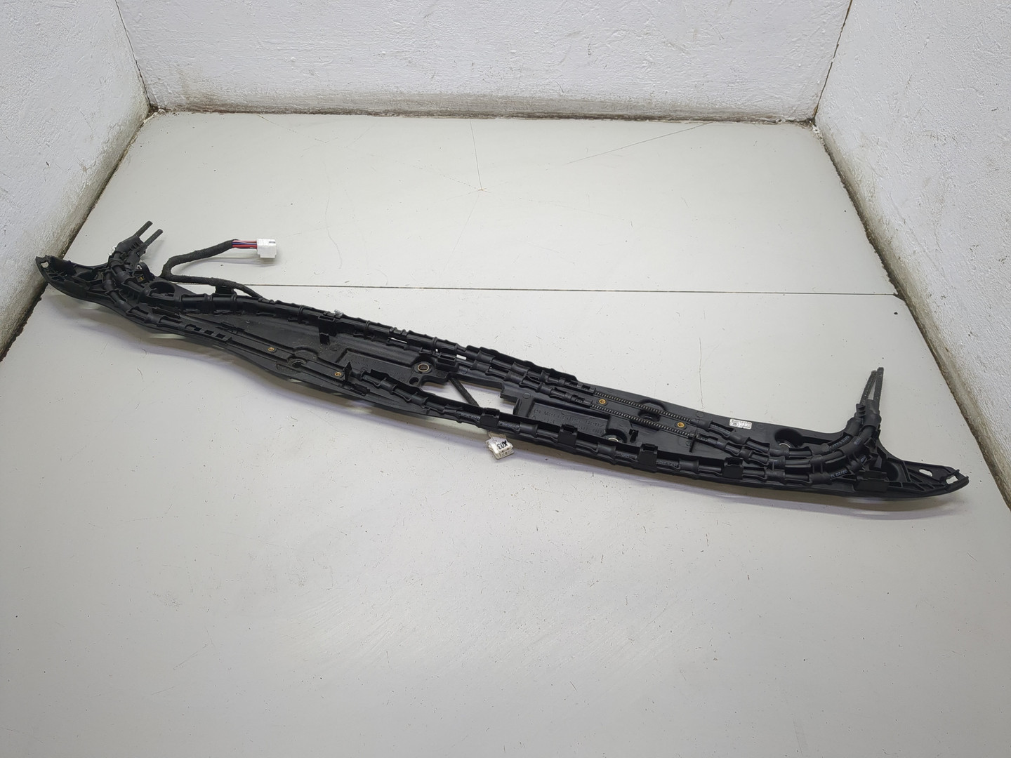 Люк в сборе электрический