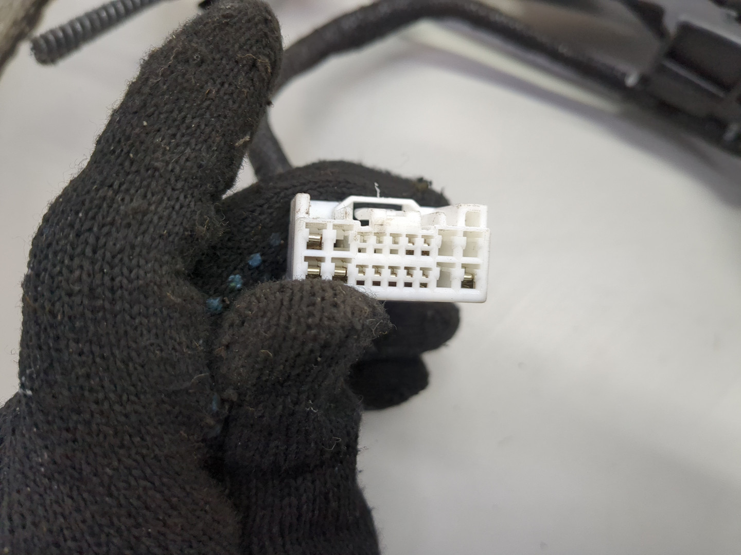 Люк в сборе электрический