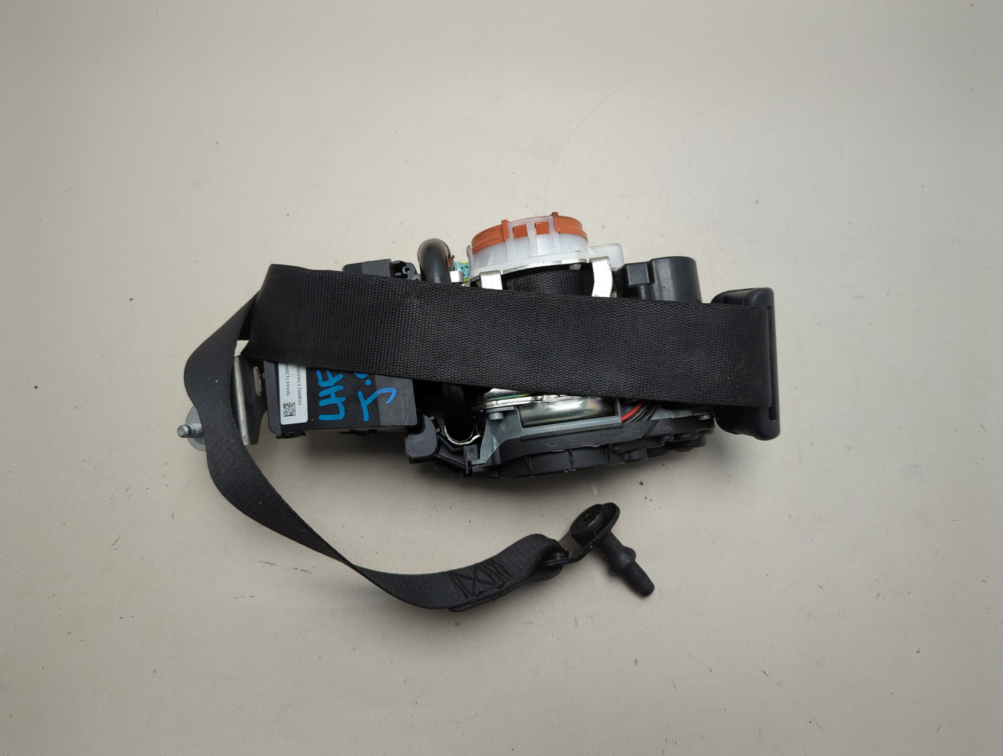 Ремень безопасности