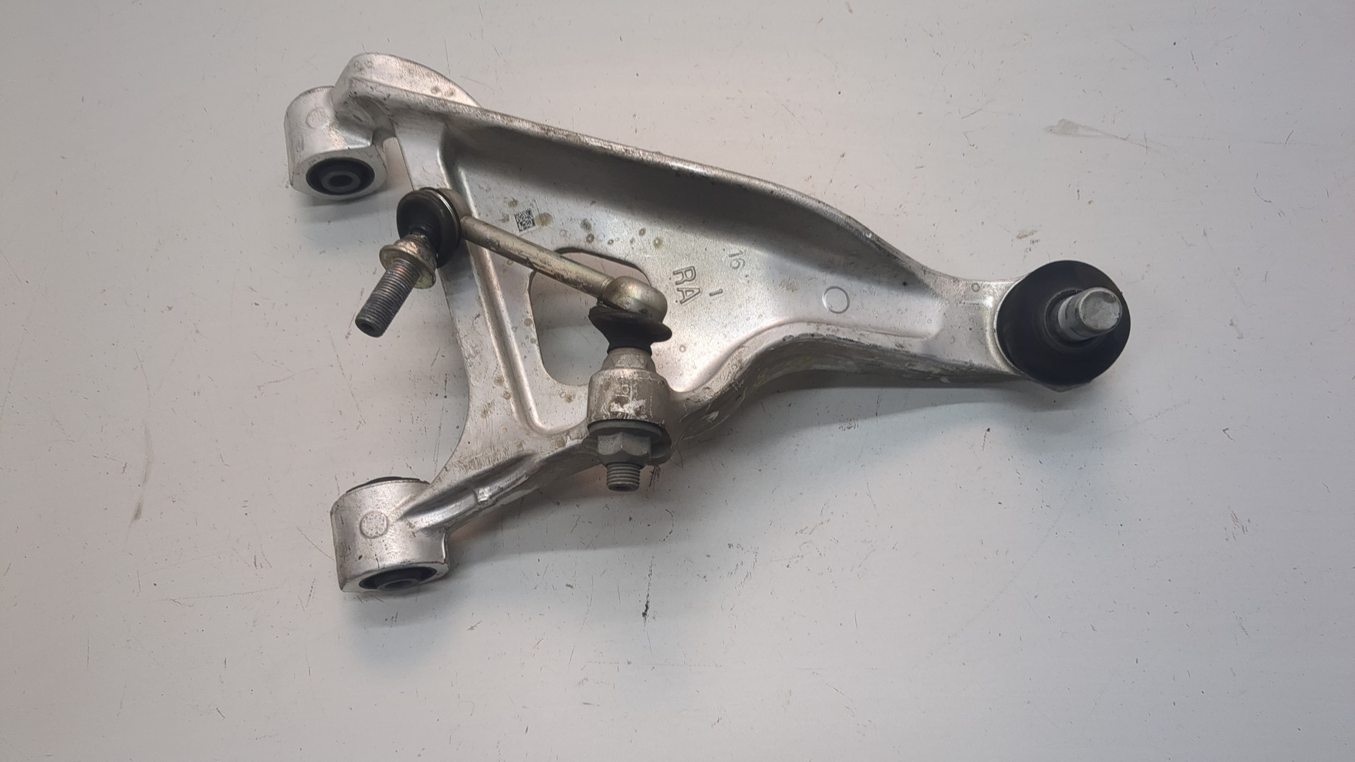 Рычаг задний правый