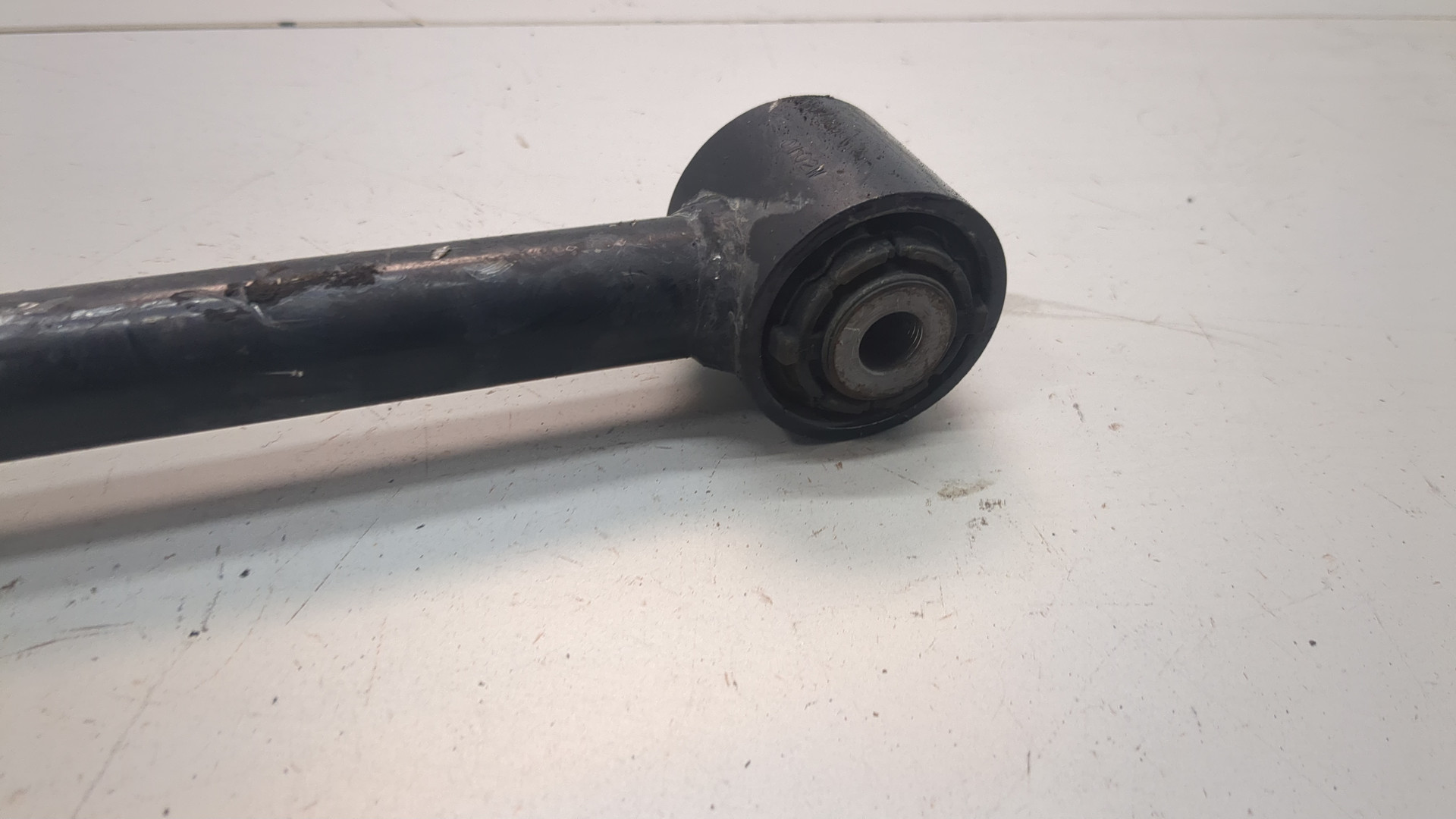 Рычаг задний