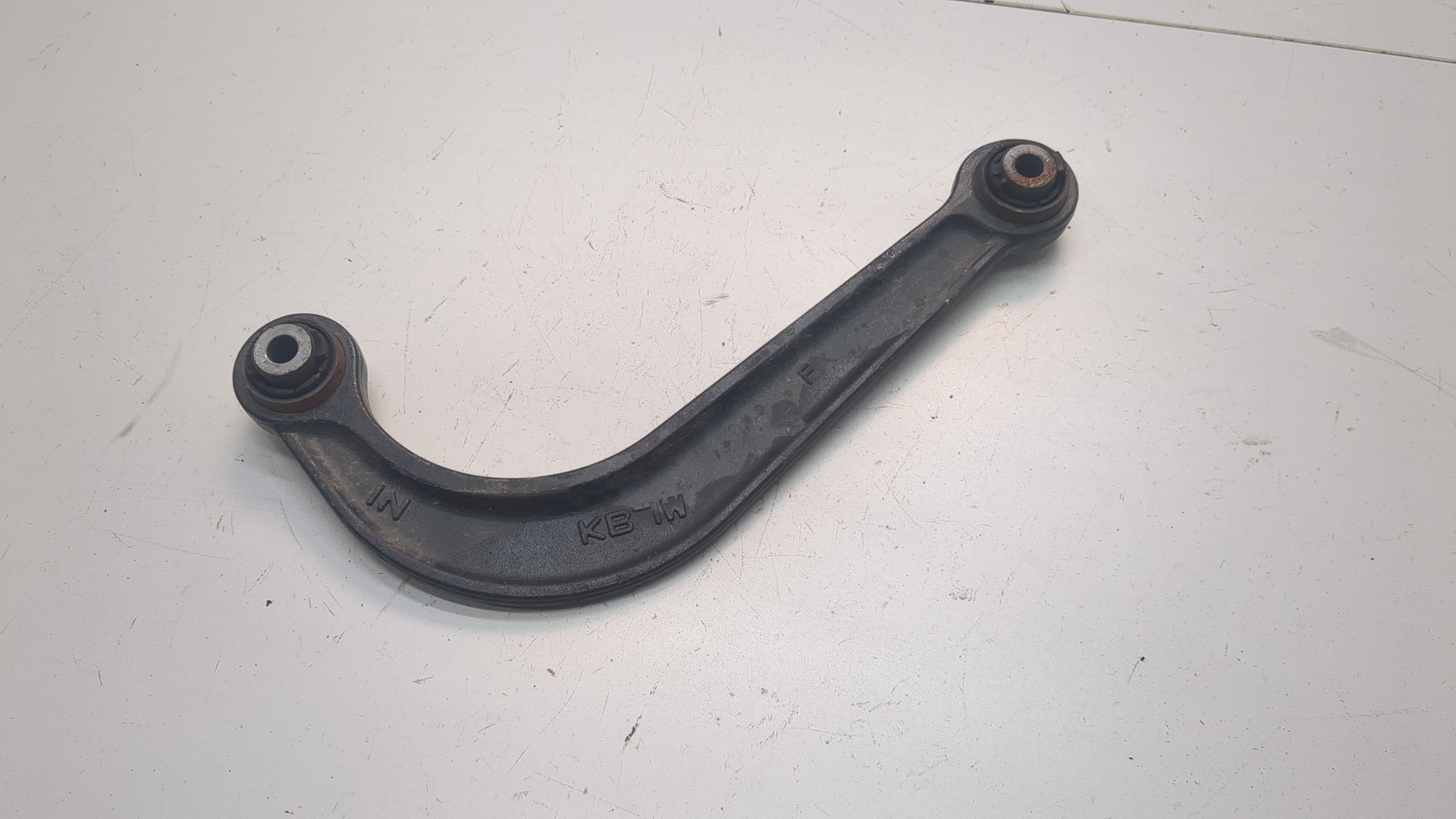 Рычаг задний