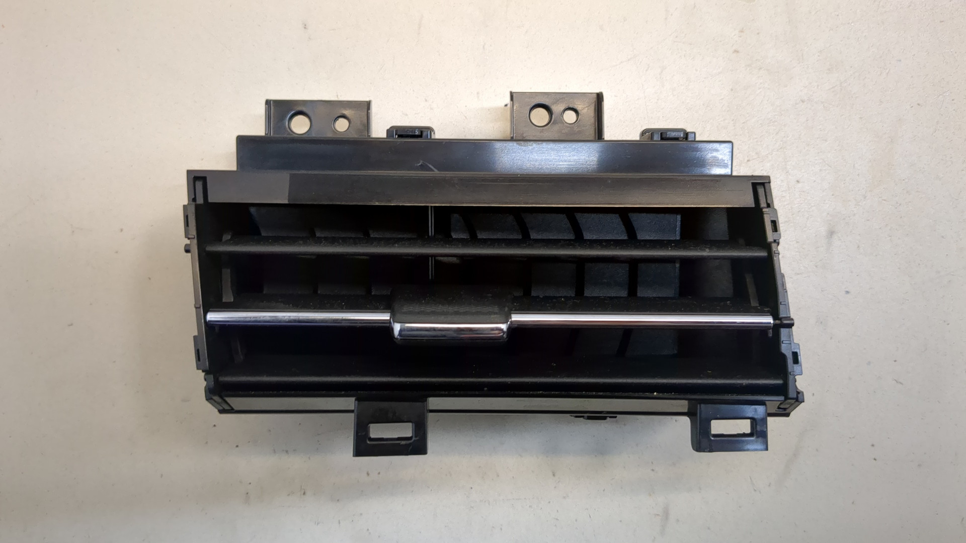 Дефлектор воздушный