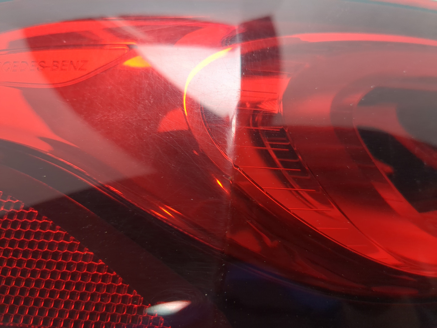 Фонарь задний левый