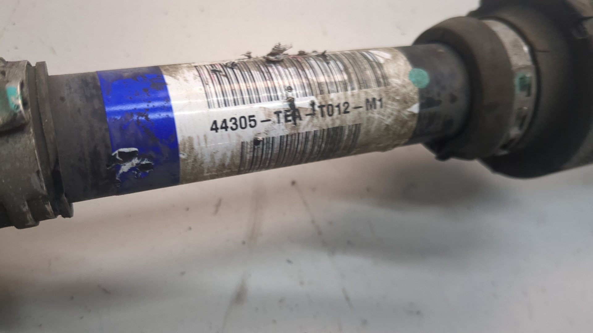 Полуось передняя правая