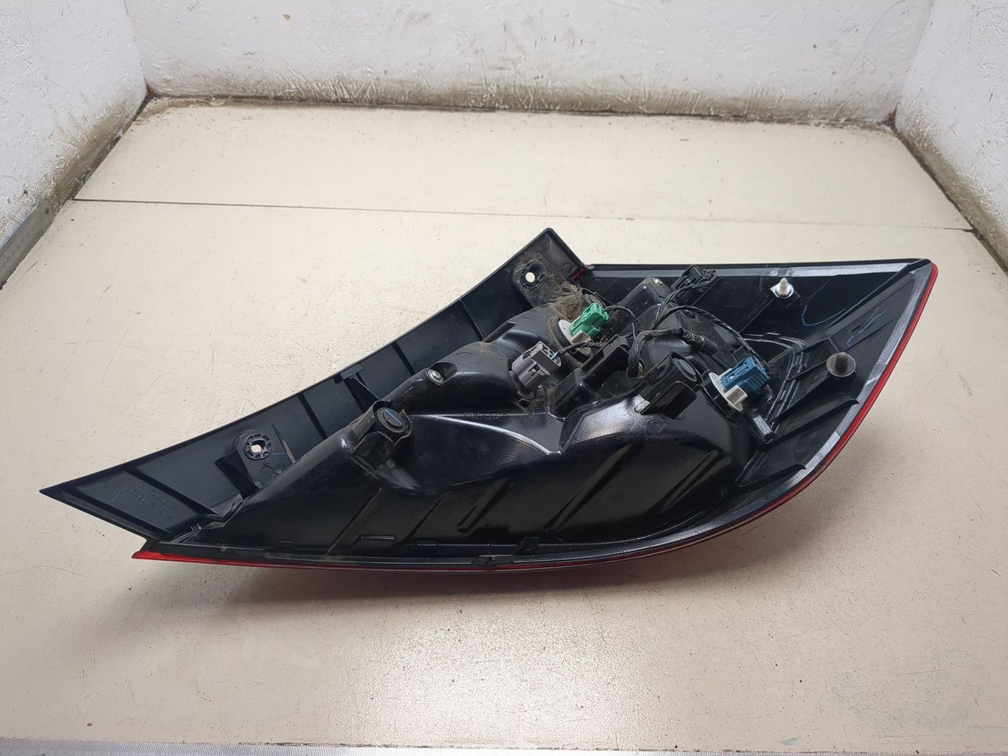 Фонарь задний левый