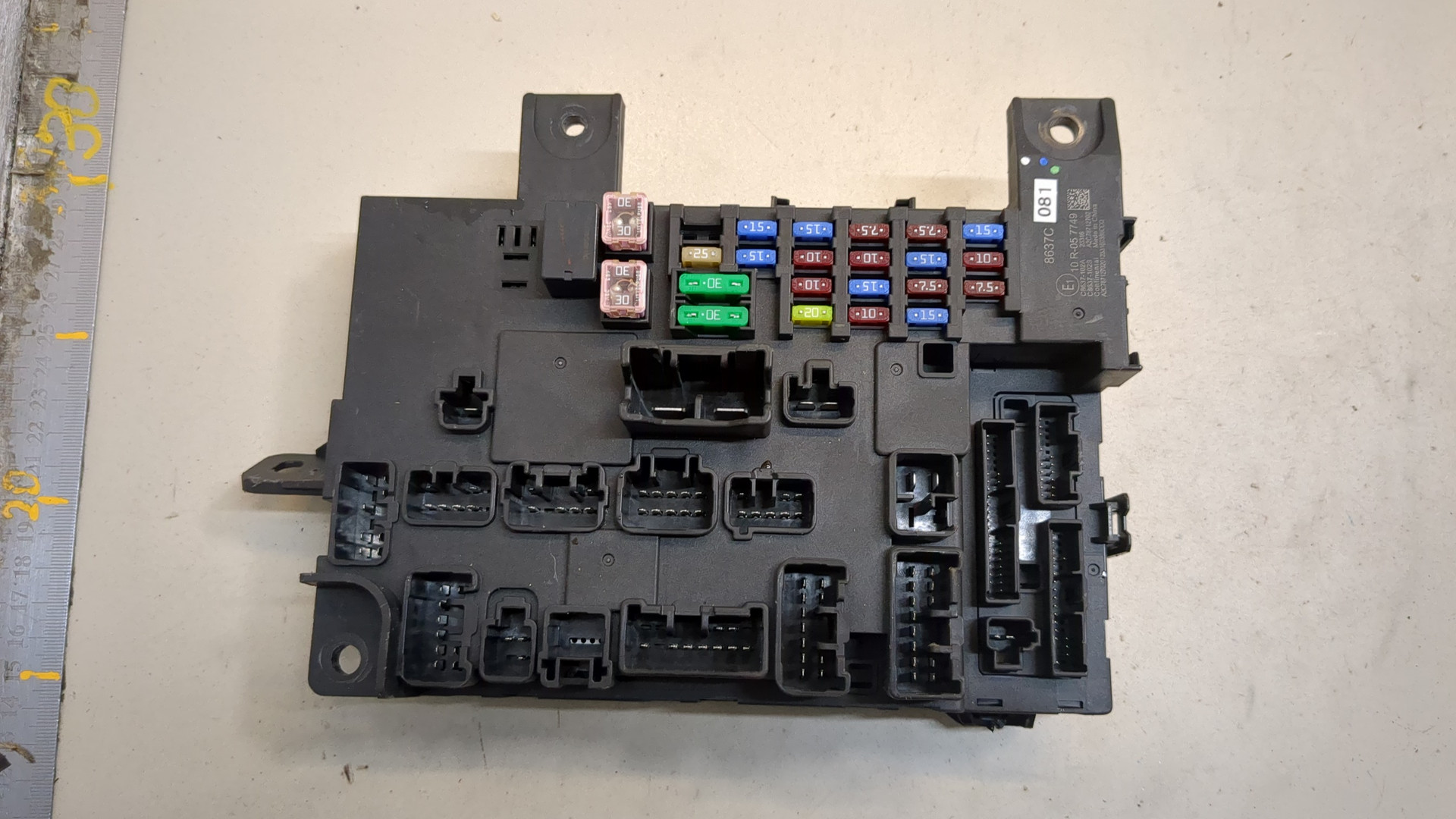 Блок предохранителей