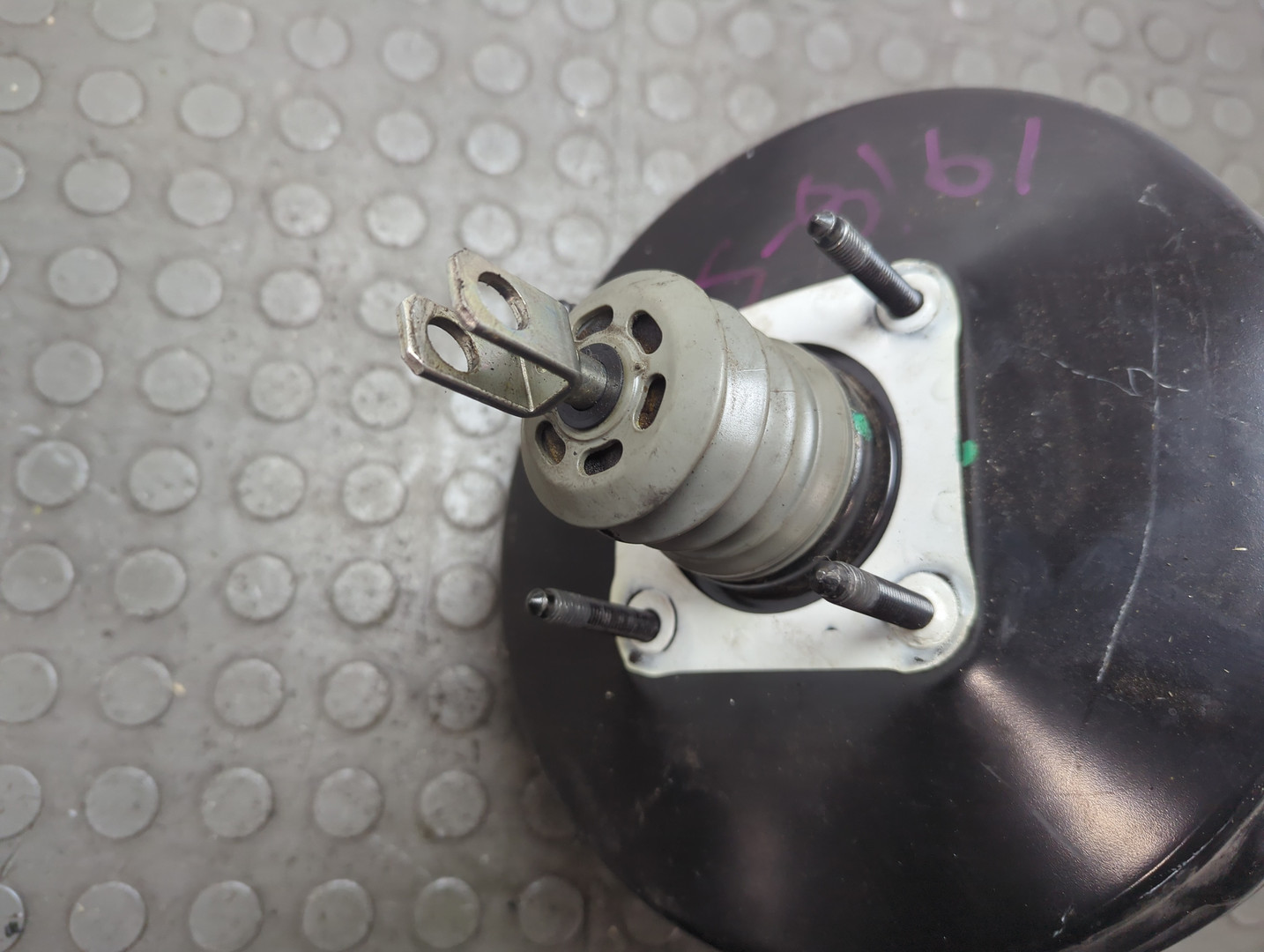 Цилиндр тормозной главный