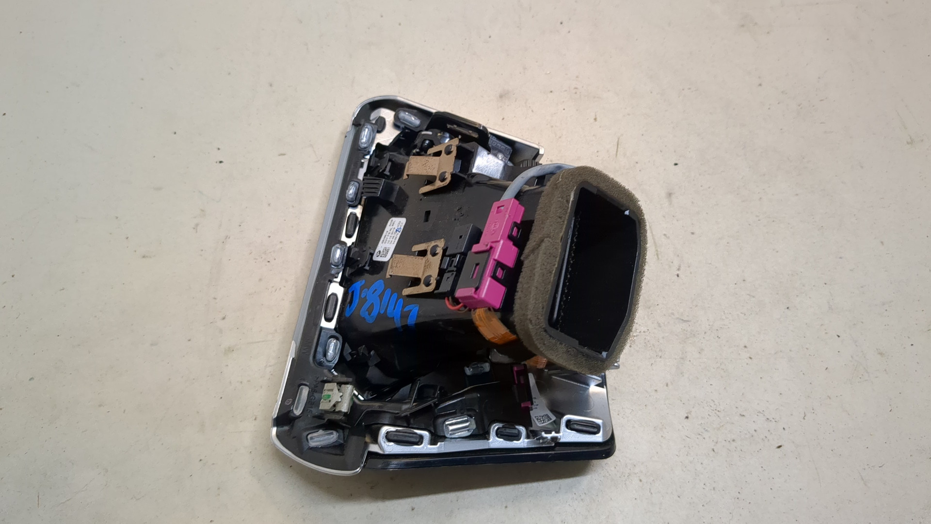 Дефлектор воздушный