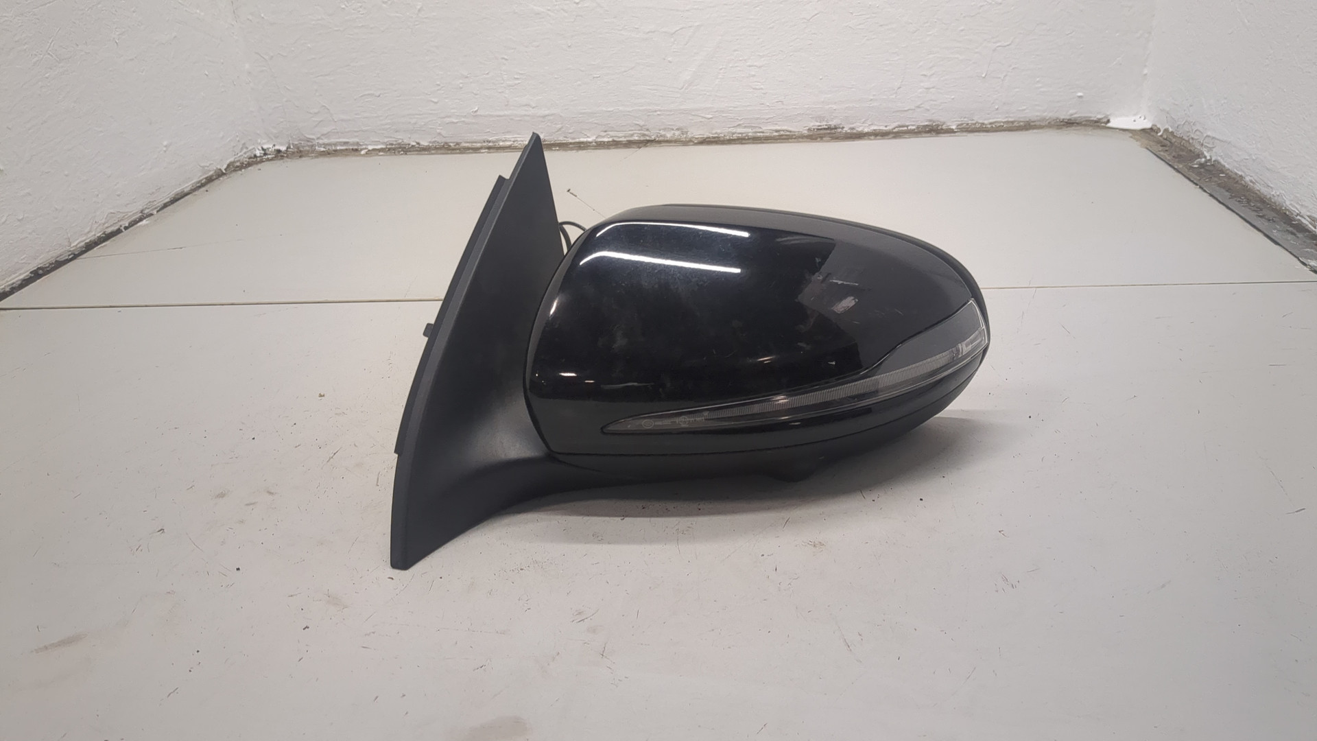 Зеркало левое электрическое