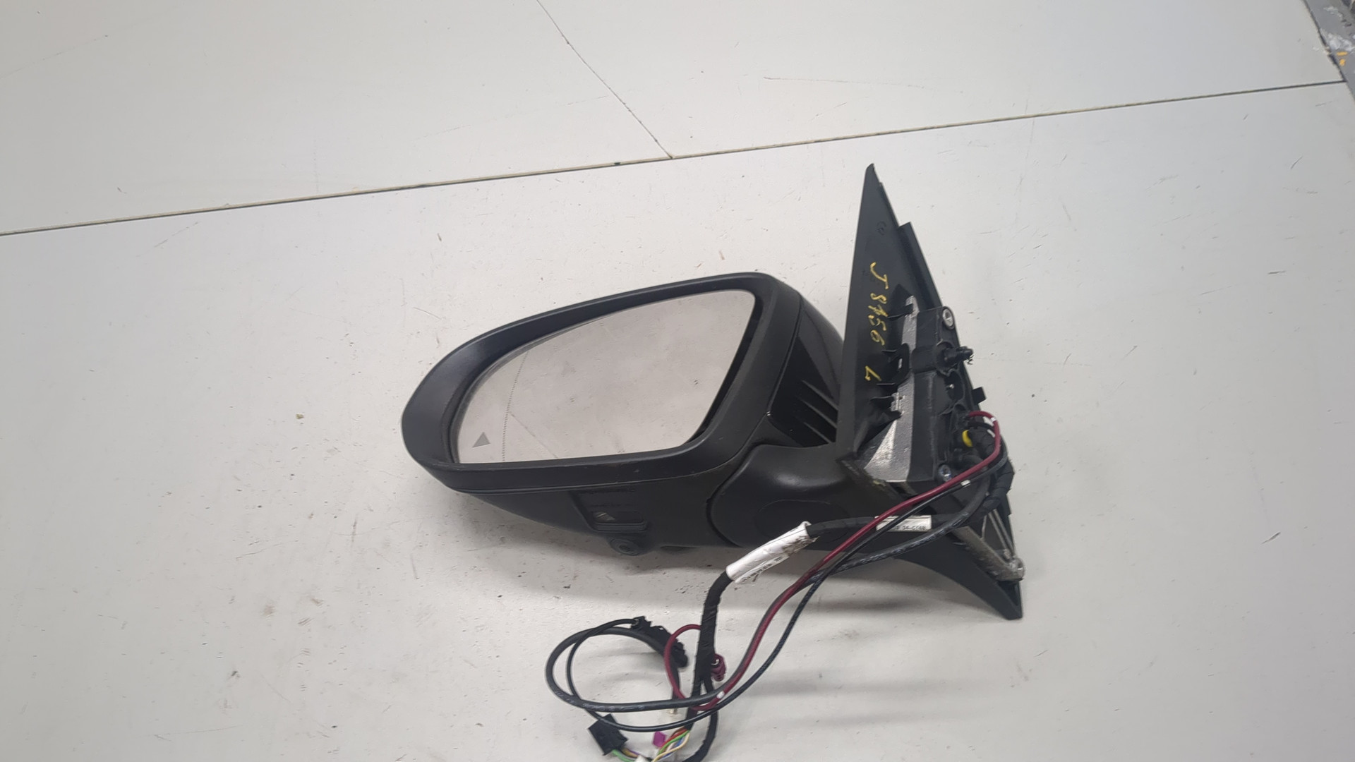 Зеркало левое электрическое