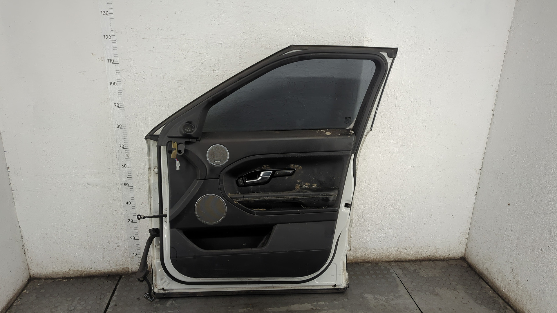 Дверь передняя правая