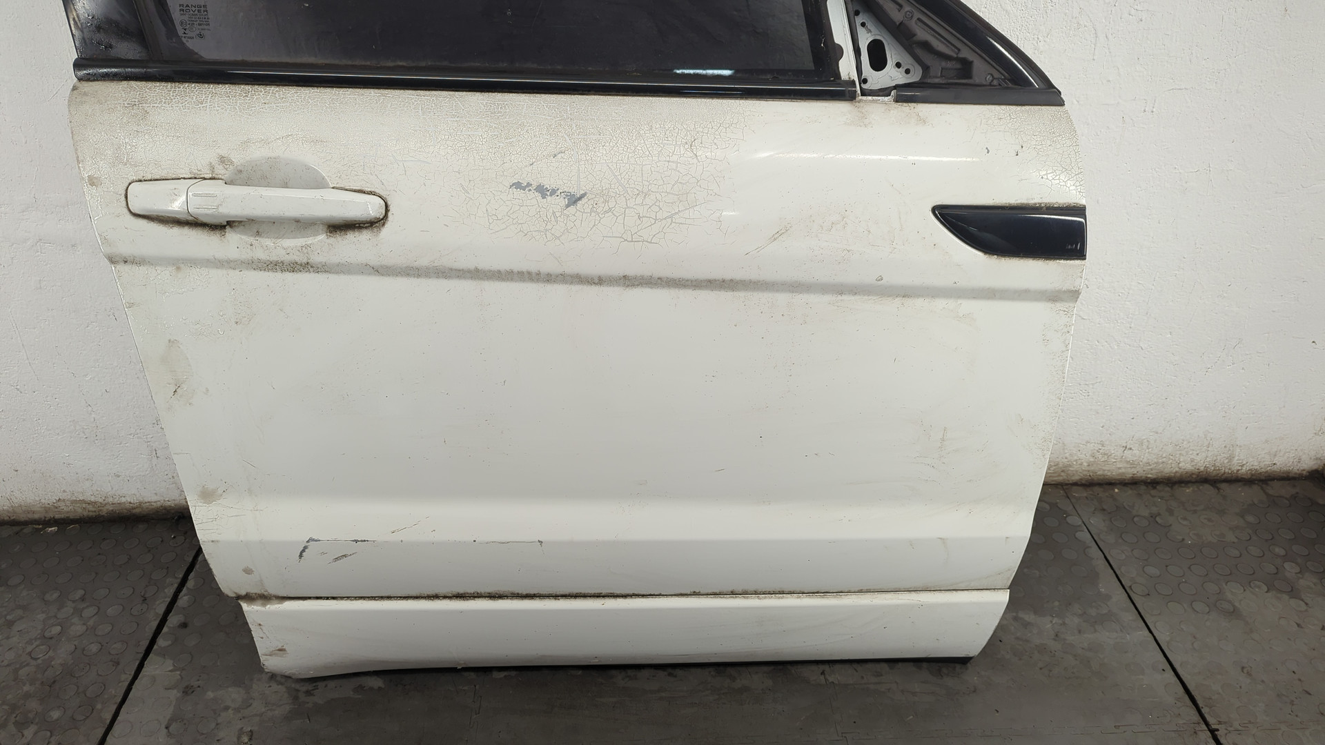 Дверь передняя правая