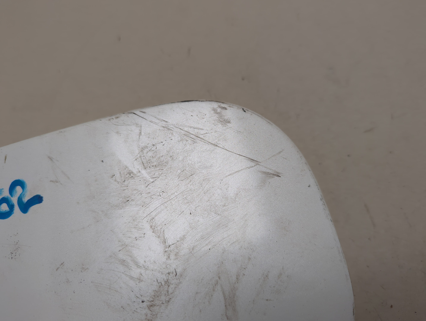 Лючок бензобака