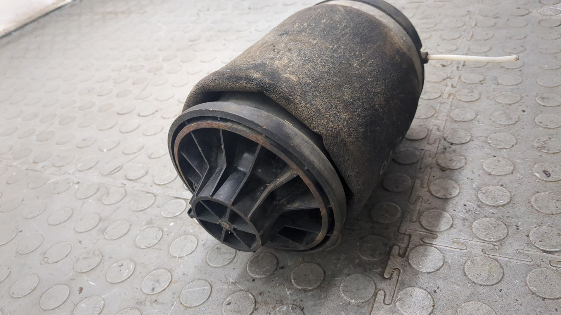 Воздушная подушка (опора пневматическая)