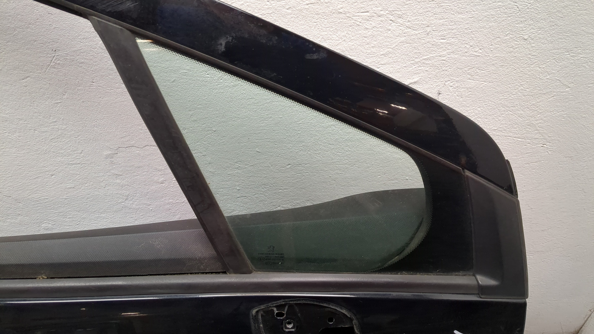 Дверь передняя правая