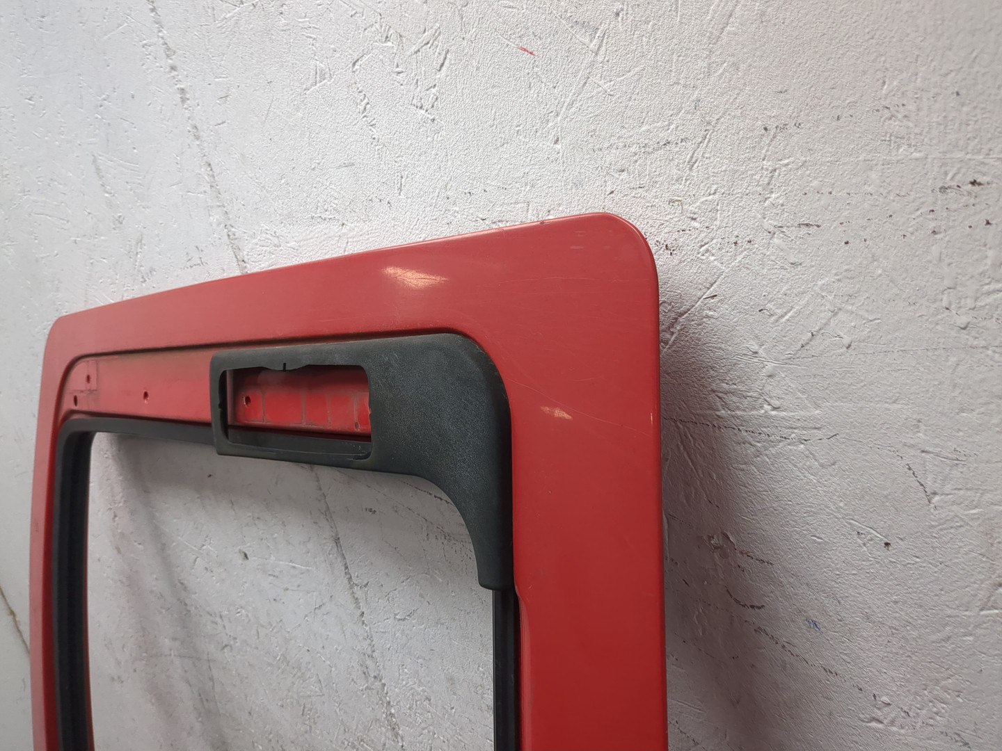 Дверь передняя левая