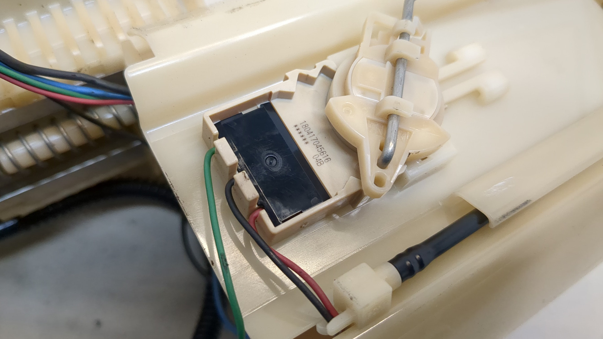 Насос топливный электрический