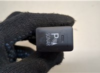  Кнопка парктроника Mitsubishi L200 2019-2025 20856875 #1