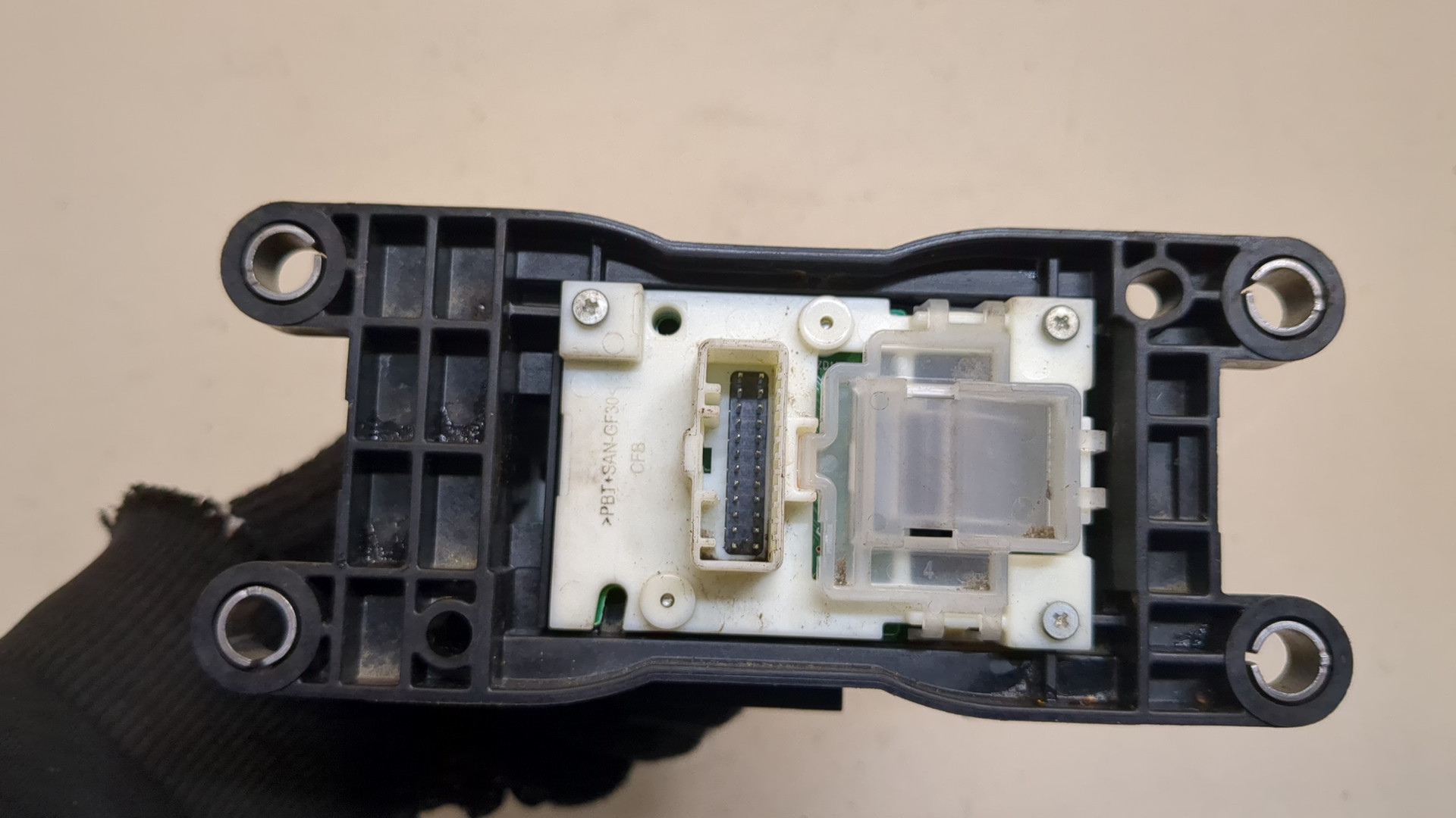 Кулиса МКПП / АКПП