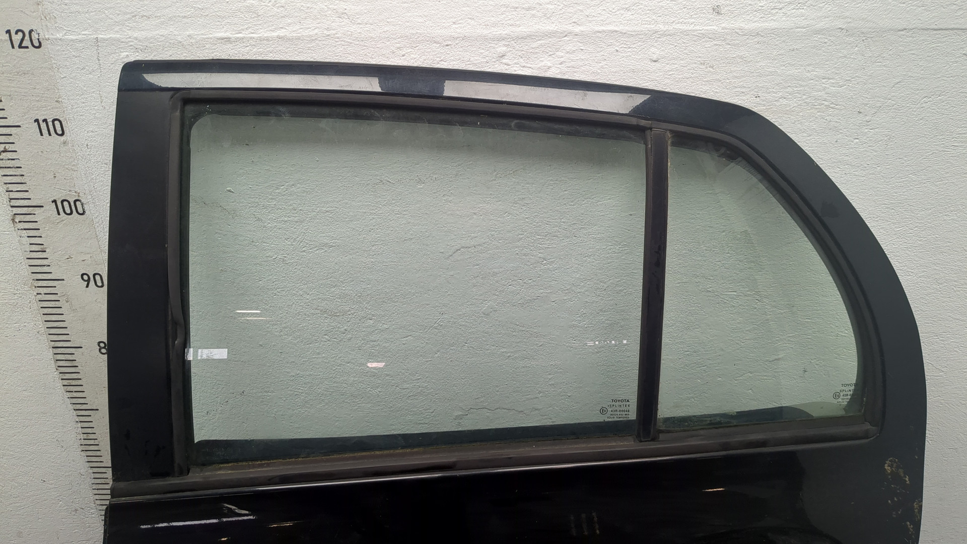 Дверь задняя левая