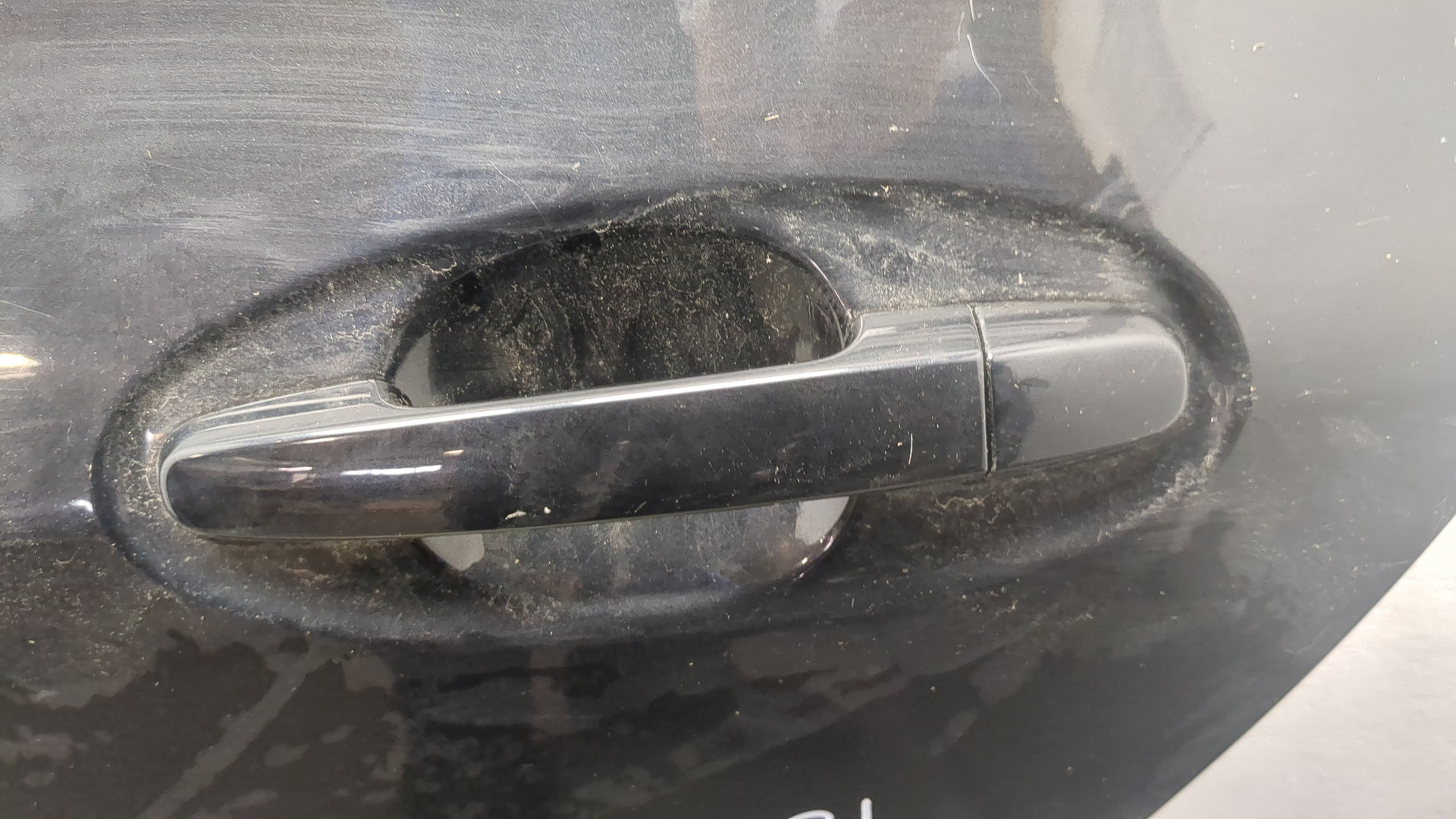 Дверь задняя левая