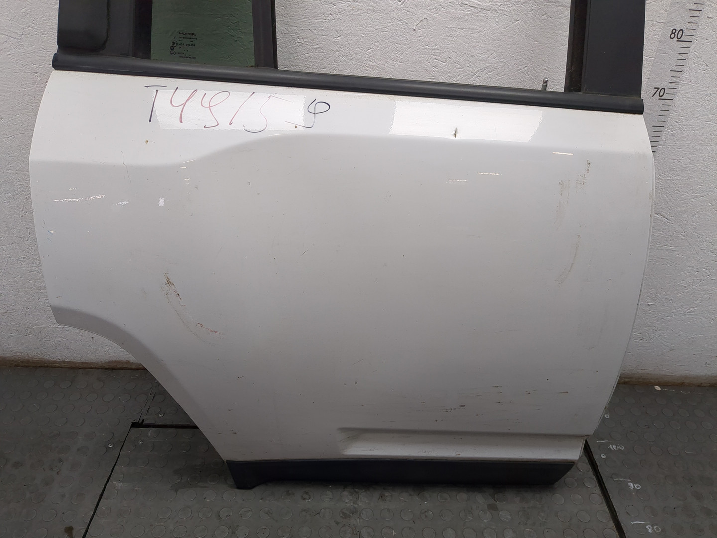 Дверь задняя правая