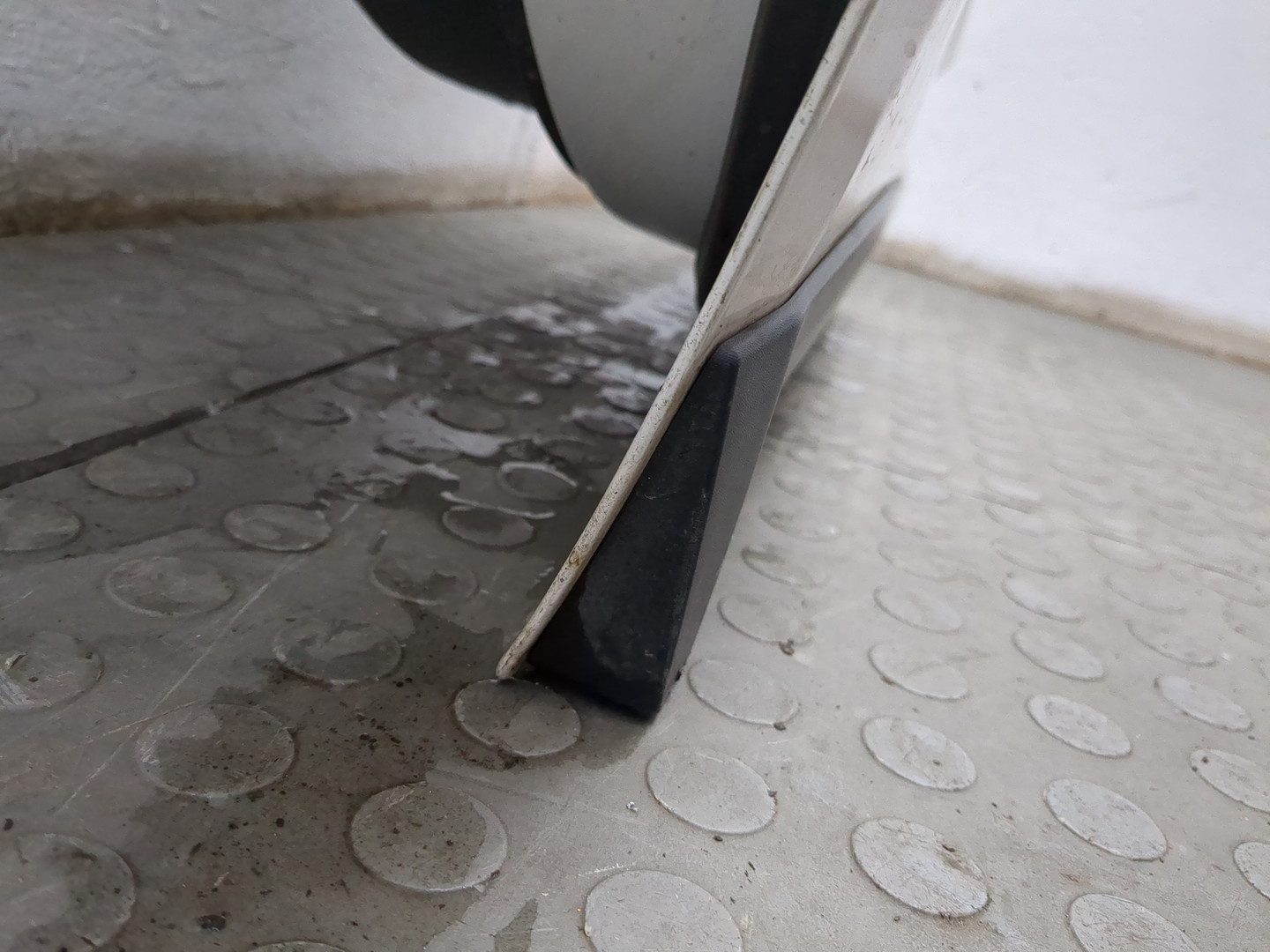 Дверь задняя правая