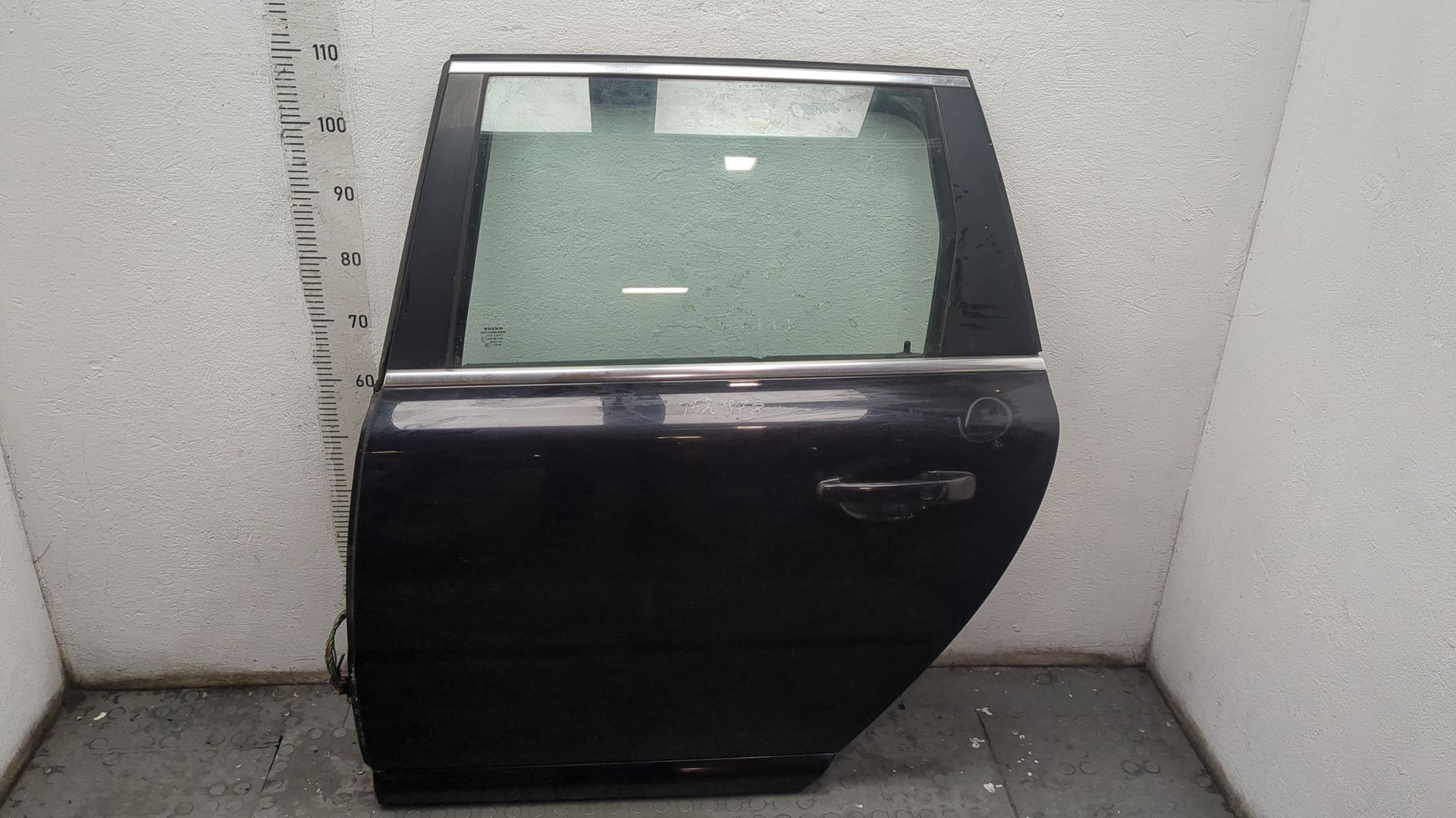 Дверь задняя левая