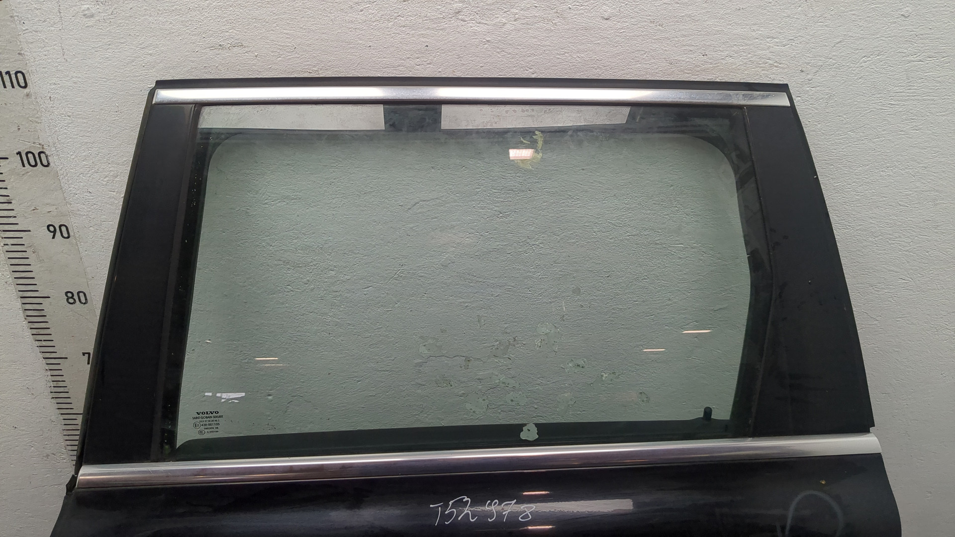 Дверь задняя левая