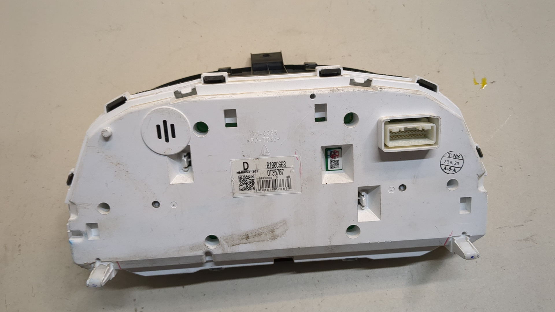 Панель приборов