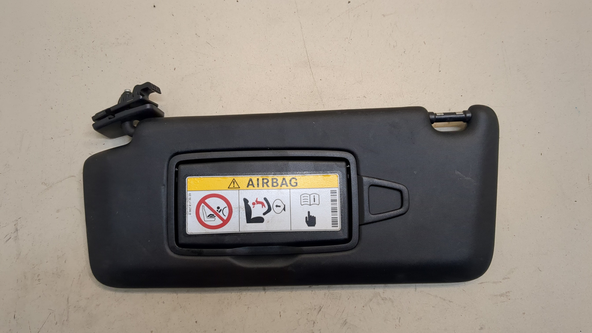 Козырек солнцезащитный