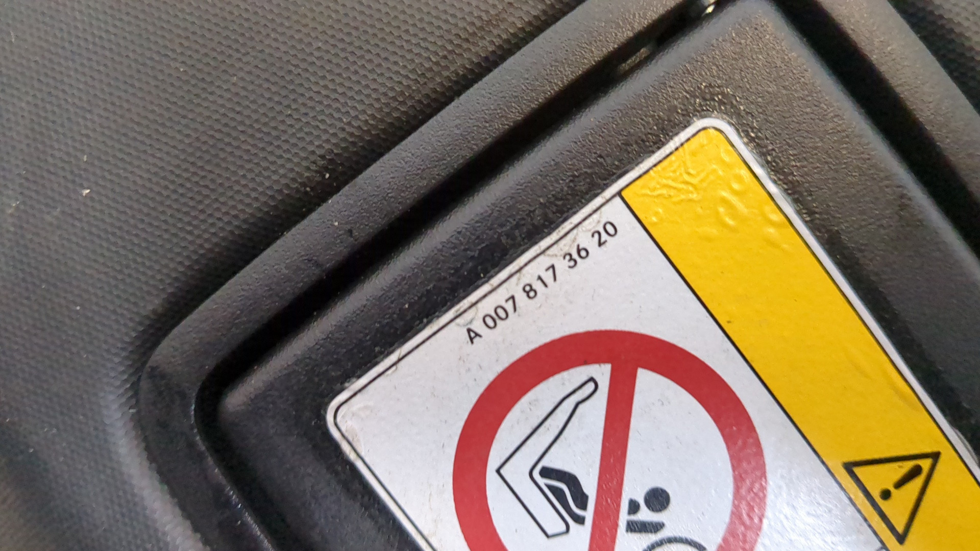 Козырек солнцезащитный