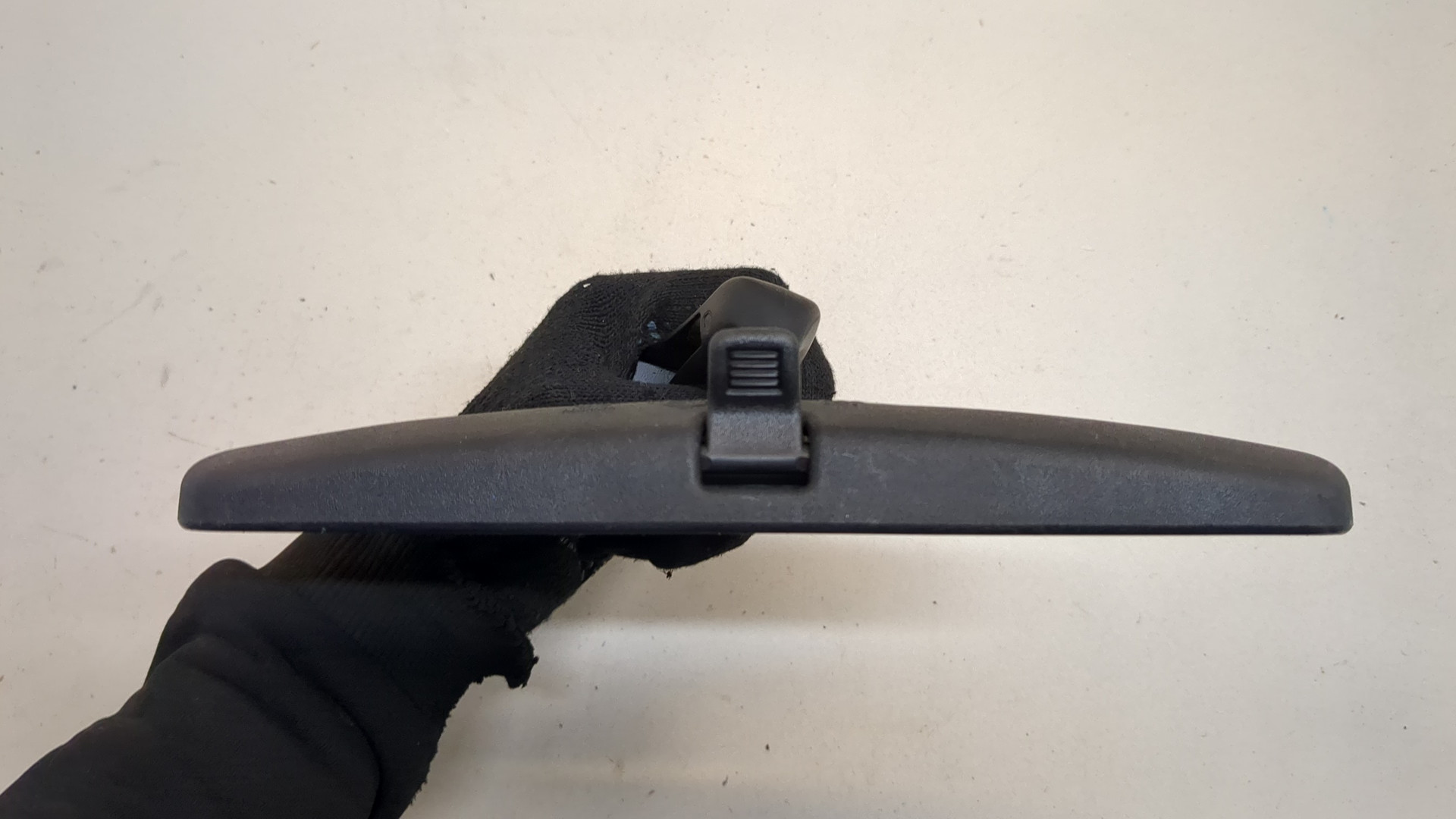 Зеркало заднего вида