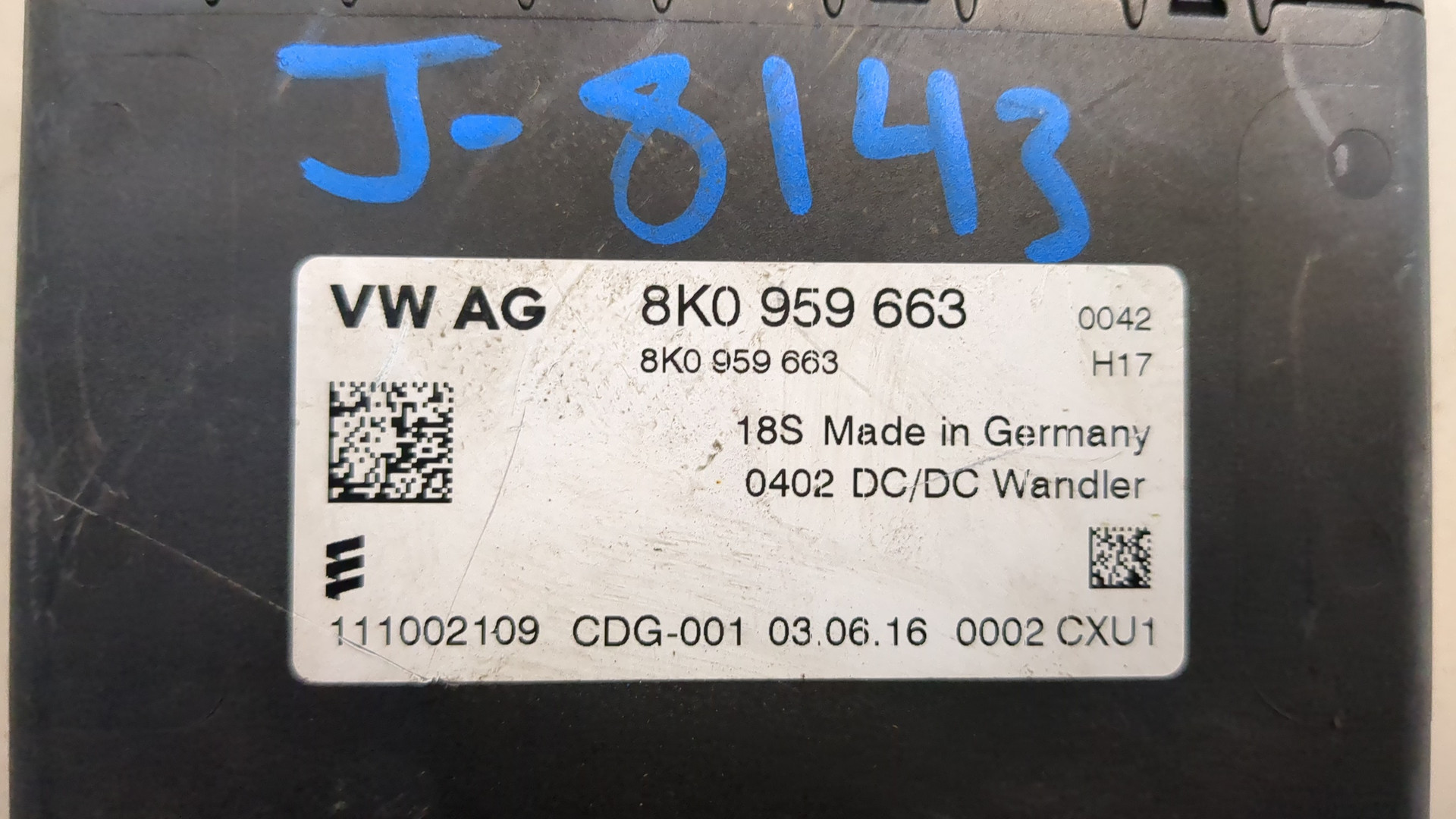 Преобразователь напряжения (адаптер)