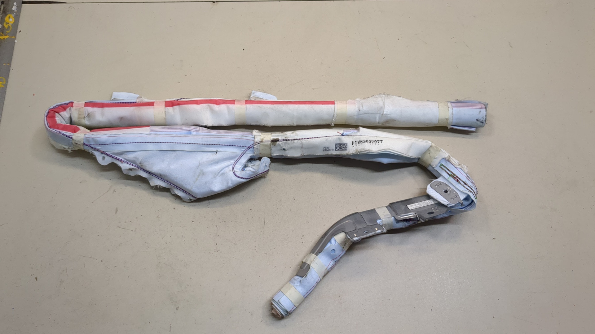 Подушка безопасности боковая (шторка)