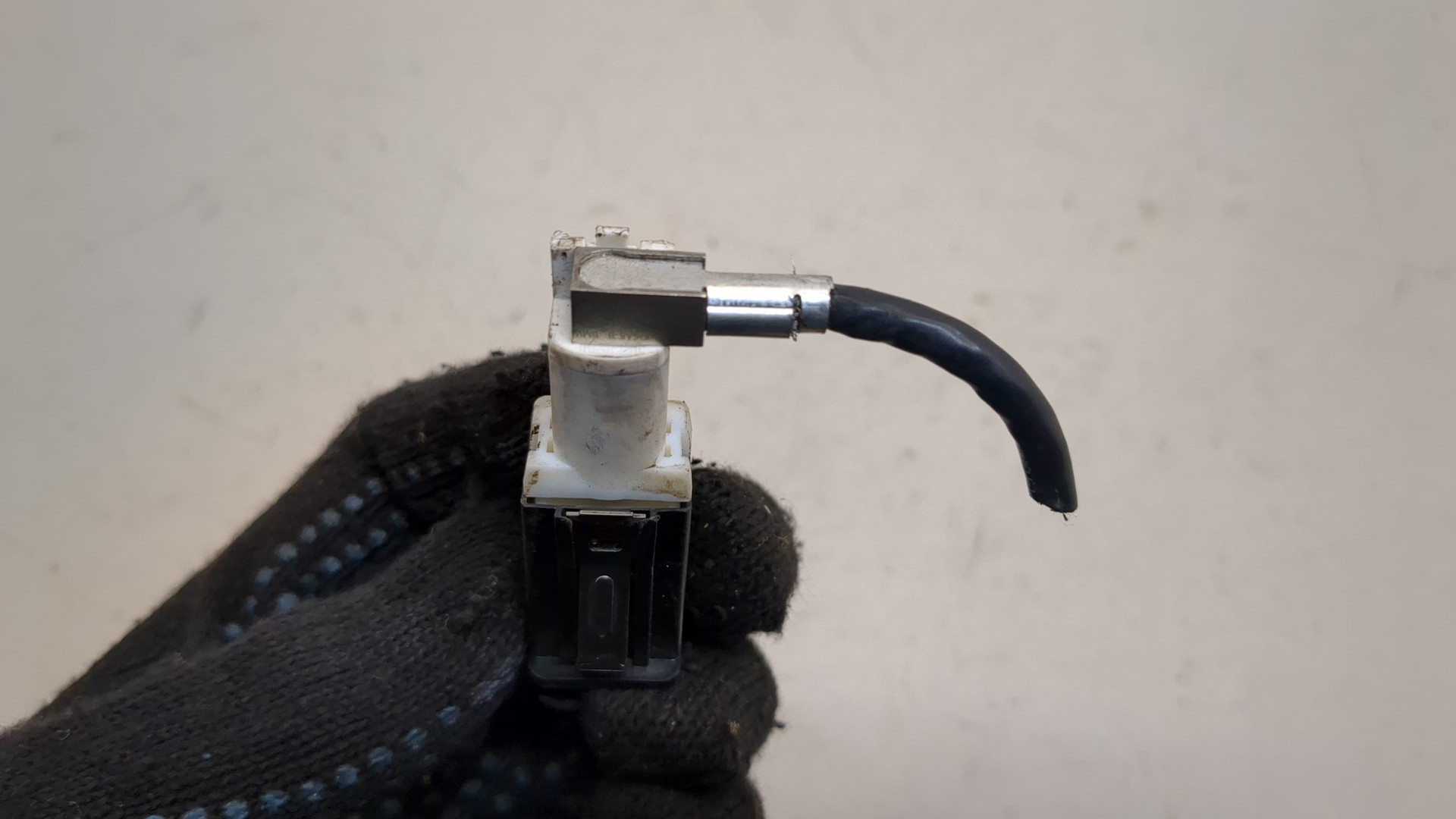 Гнездо AUX / USB IN